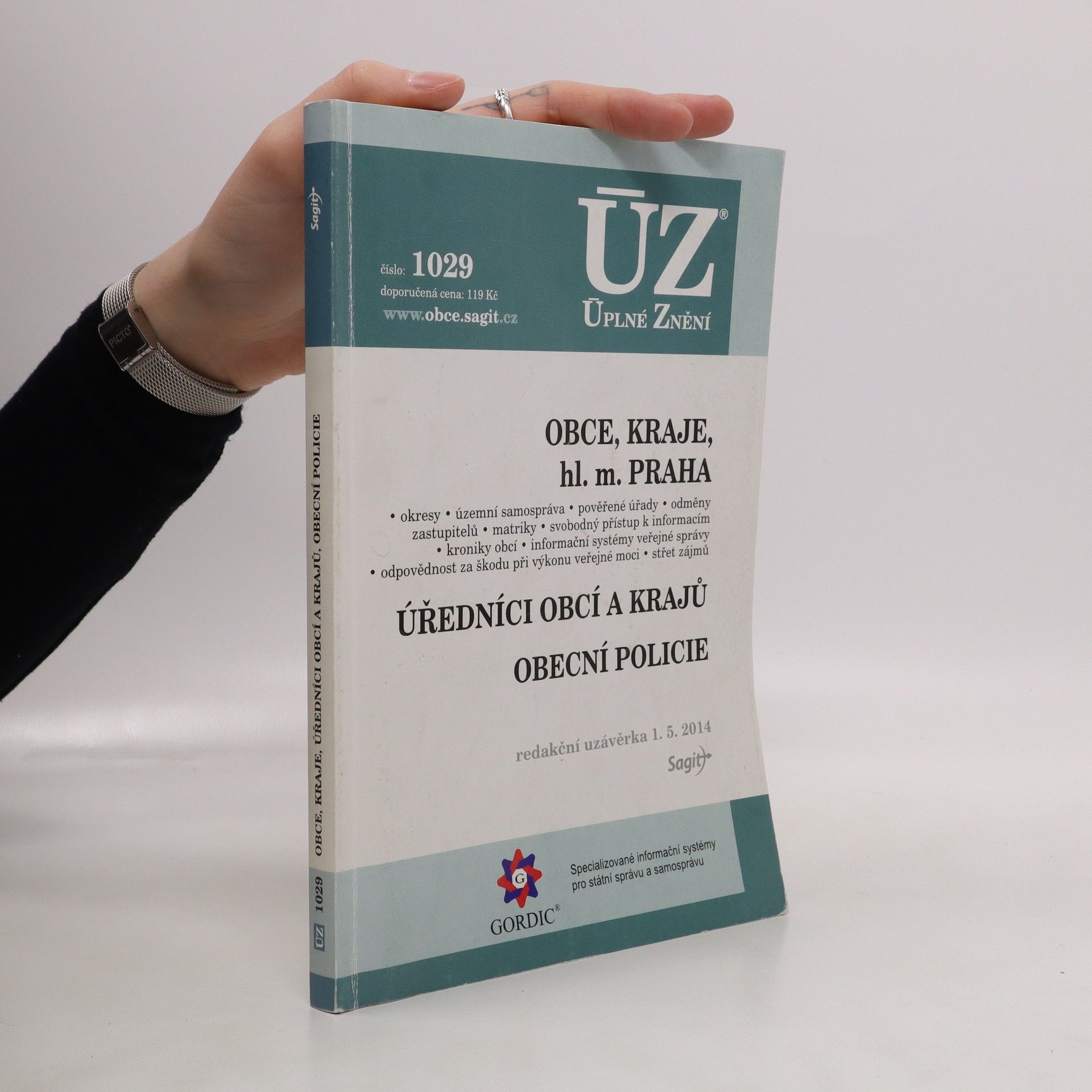 Autores varios Obce, kraje, hl. m. Praha. Úředníci obcí a krajů. Obecní policie