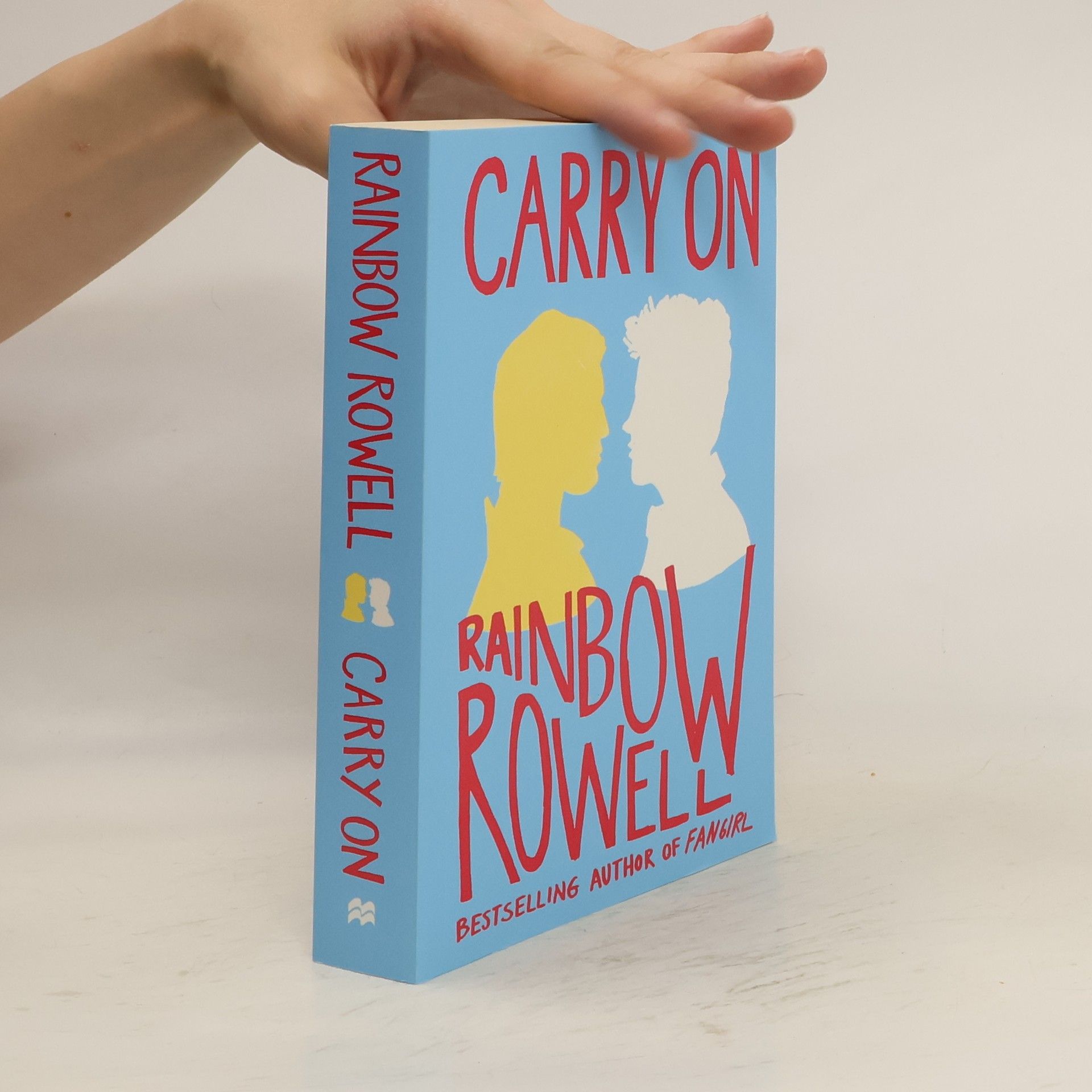 Rainbow Rowell Carry On