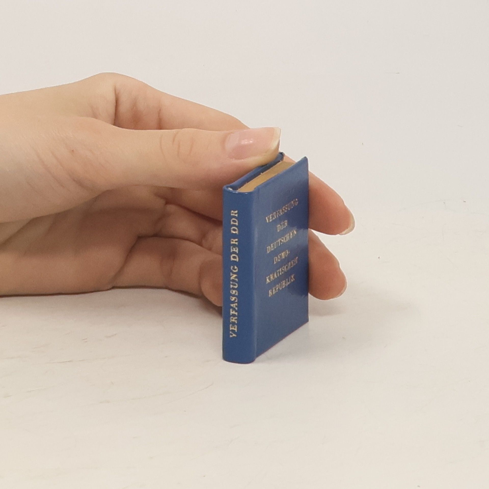 Autores varios Verfassung der deutschen demokratischen republik