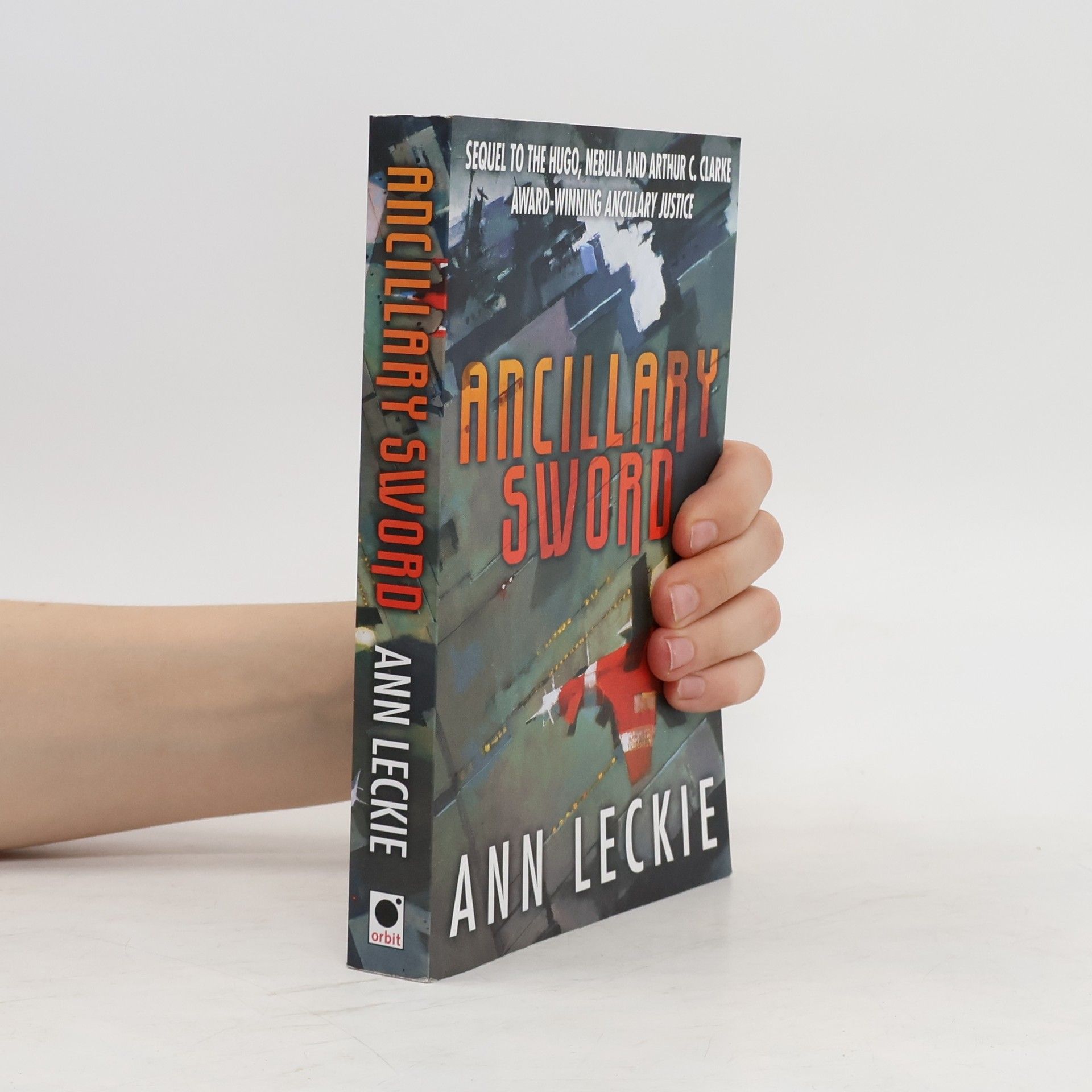 Ann Leckie Ancillary Sword. Die Mission, englische Ausgabe