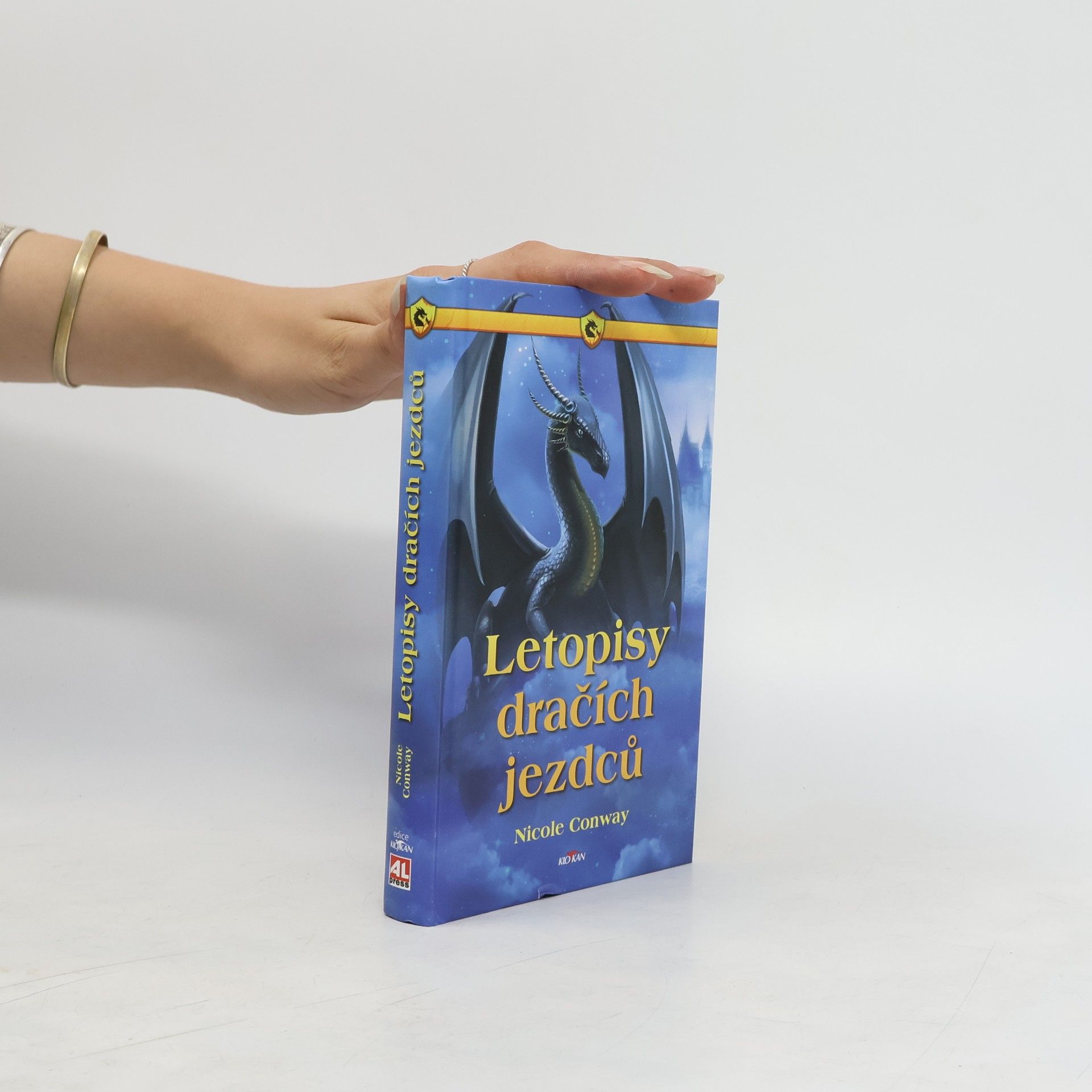 Nicole Conway Letopisy dračích jezdců