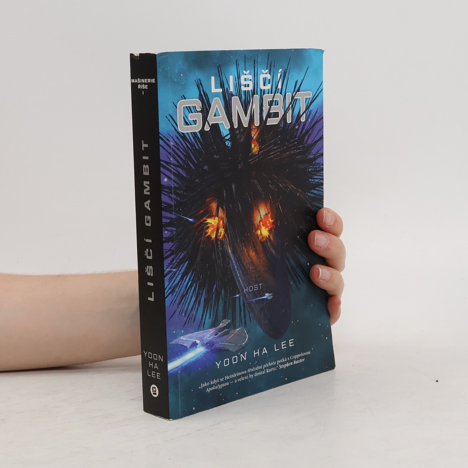 Yoon Ha Lee Liščí gambit
