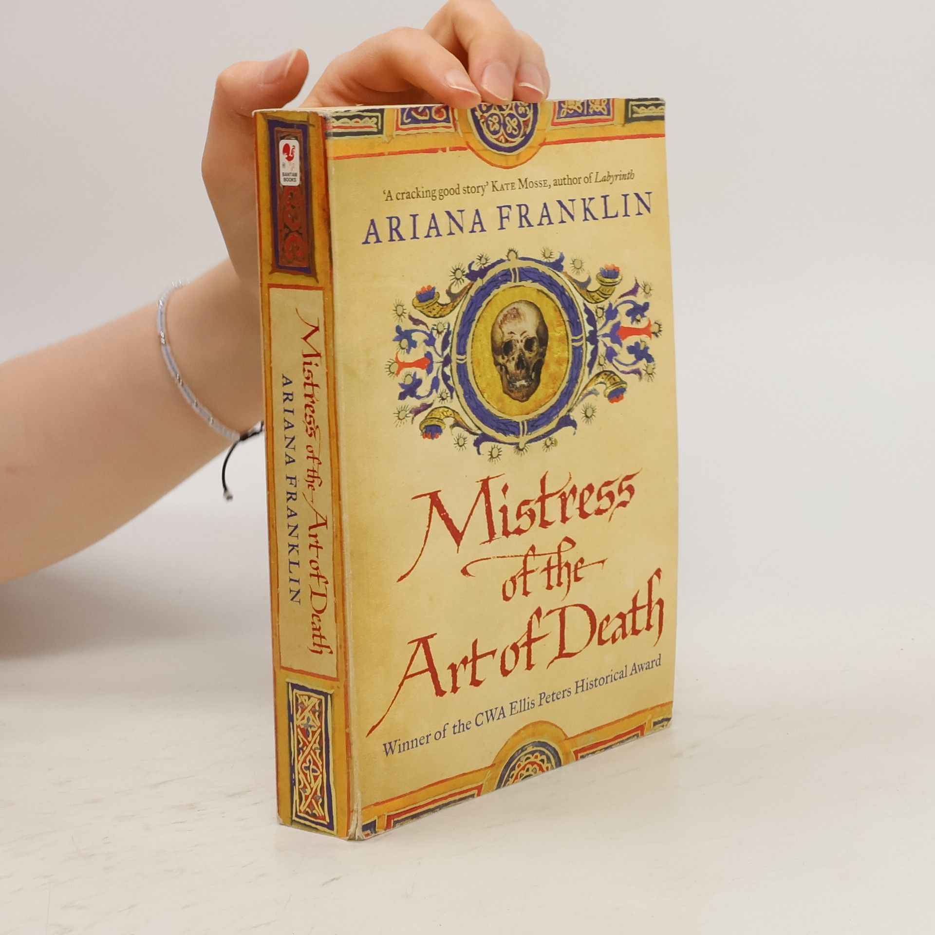 neuvedený Mistress of the Art of Death