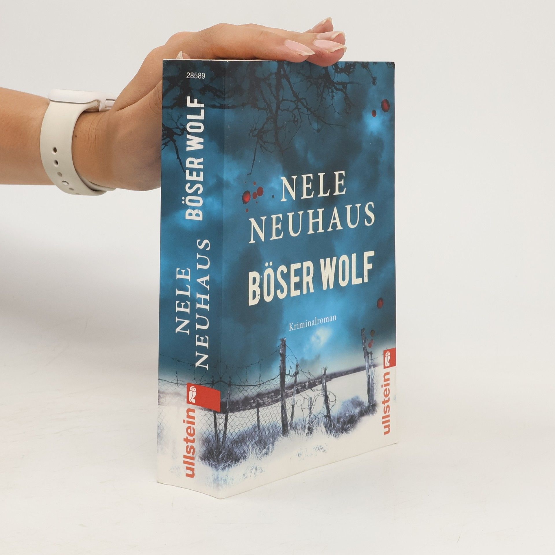 Nele Neuhaus Böser Wolf : Kriminalroman