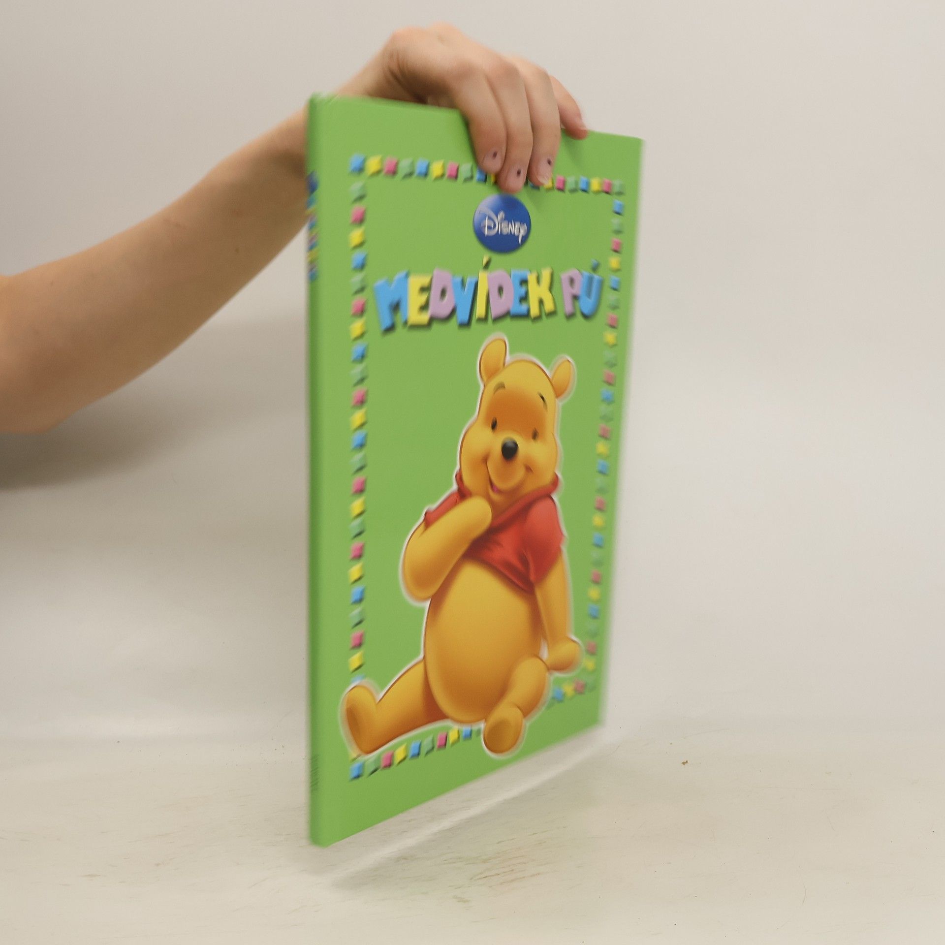 Autores varios Medvídek Pú