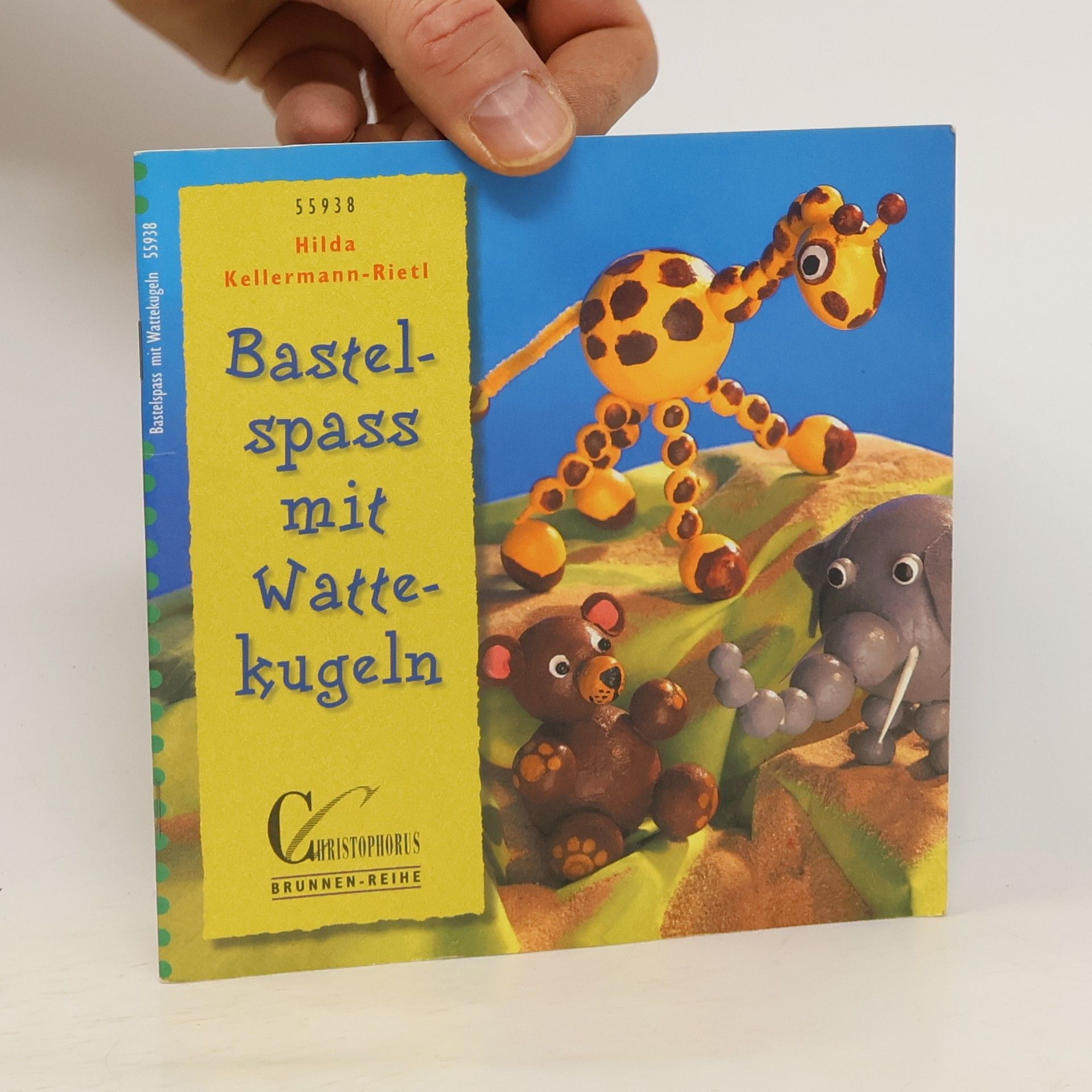 kolektiv Bastelspass mit Wattekugeln