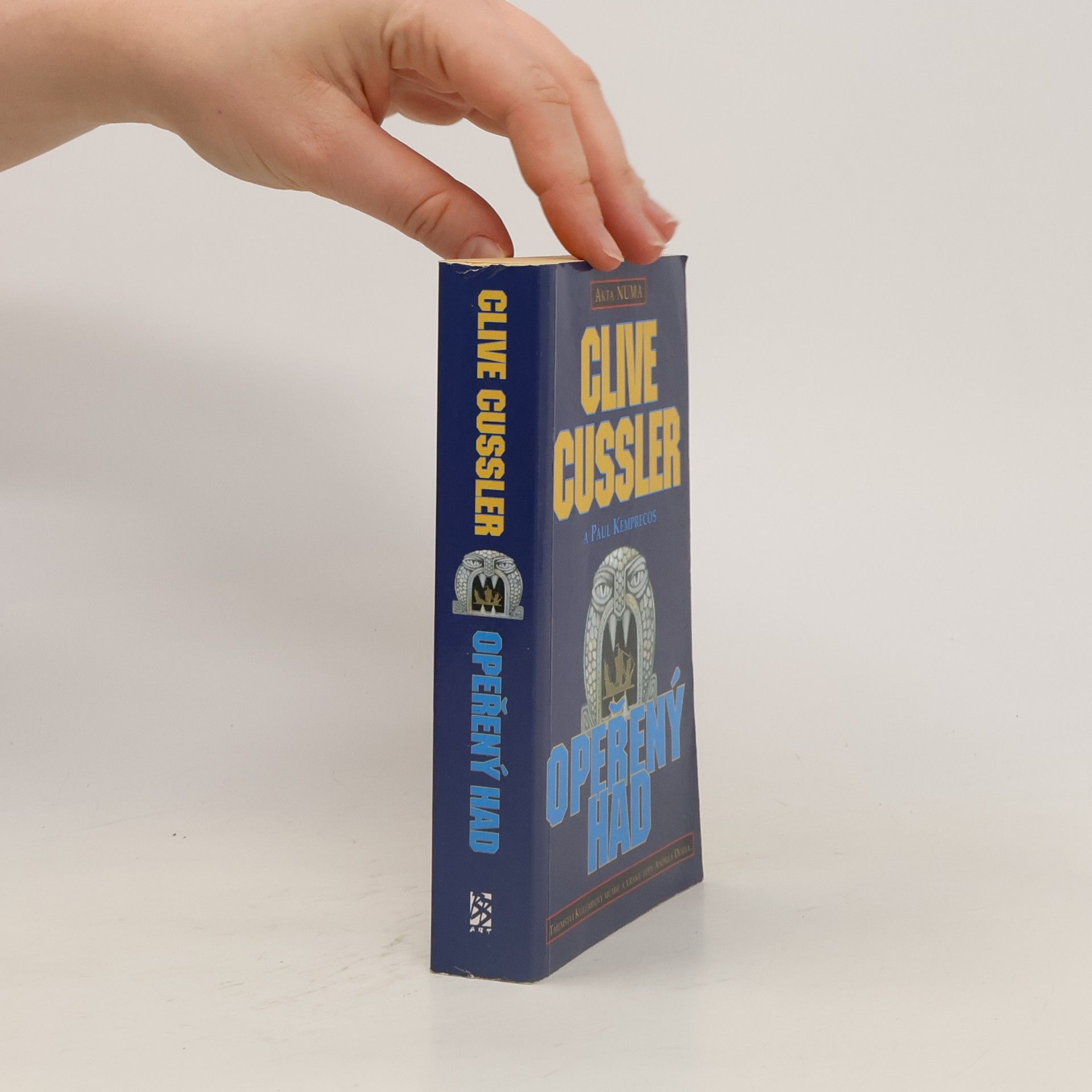 Clive Cussler Opeřený had