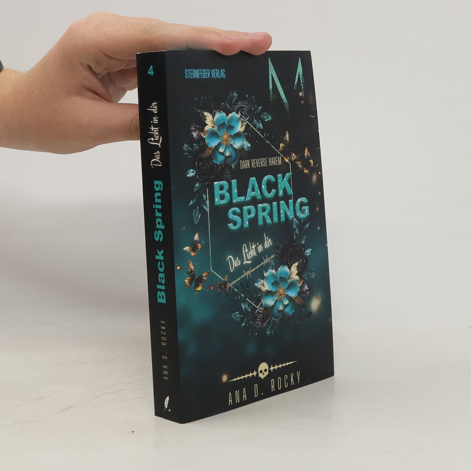 Ana D. Rocky Black Spring