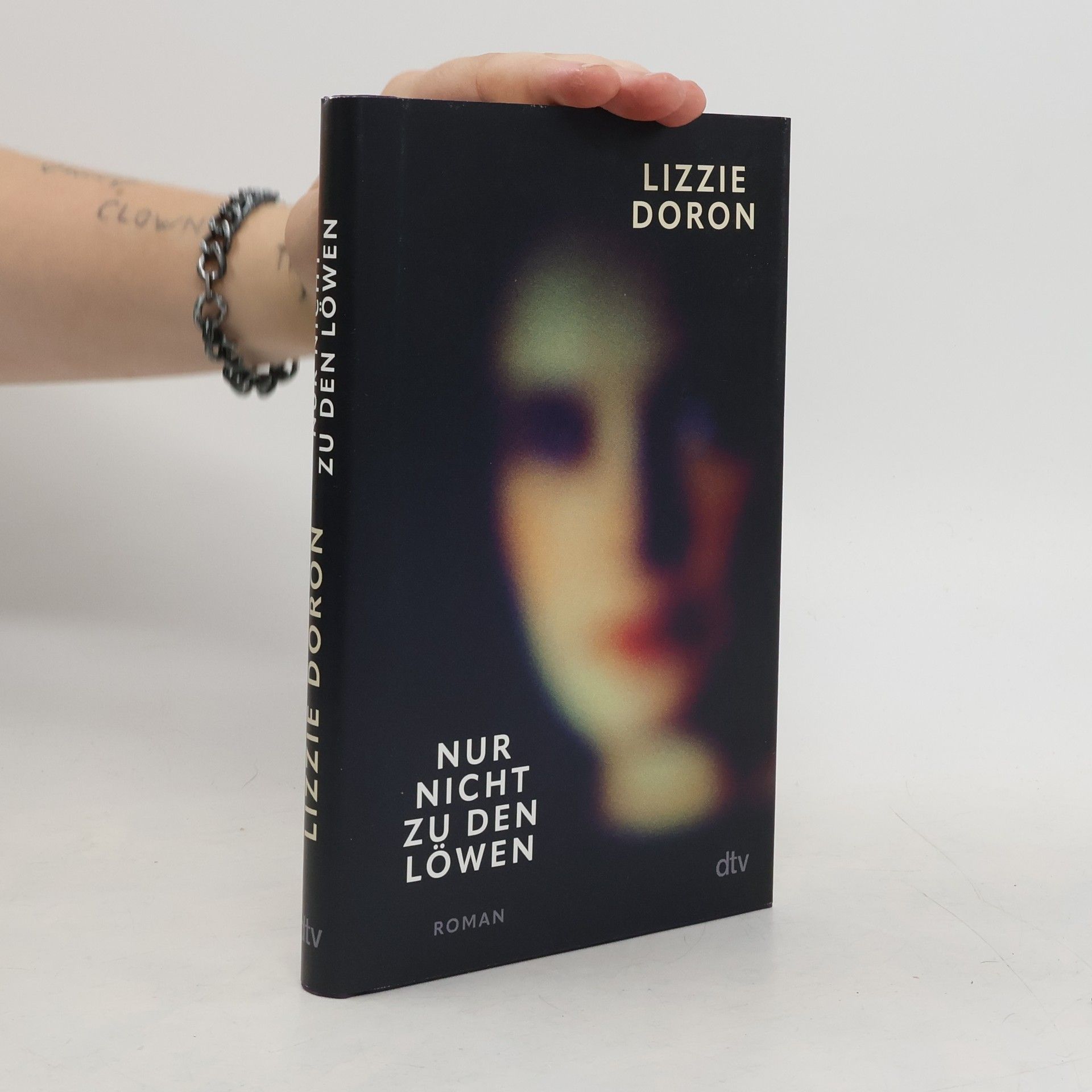 Lizzie Doron Nur nicht zu den Löwen