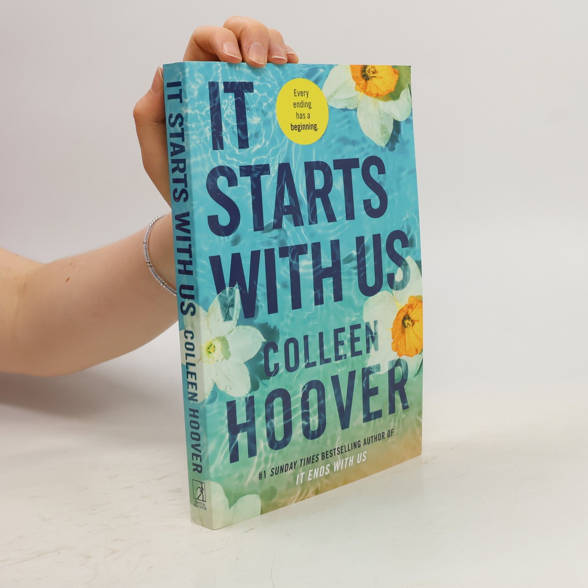 Colleen Hoover It Starts With Us