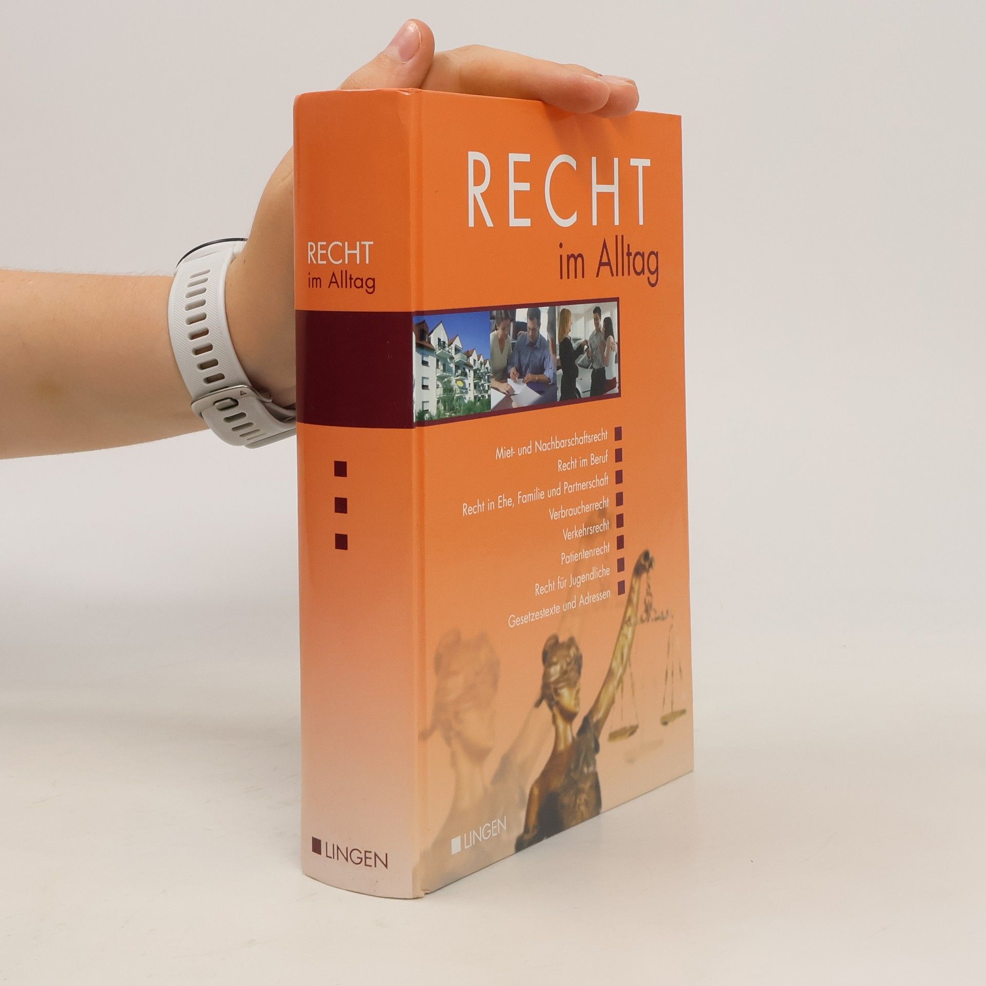 Collectif d'auteurs Recht im Alltag