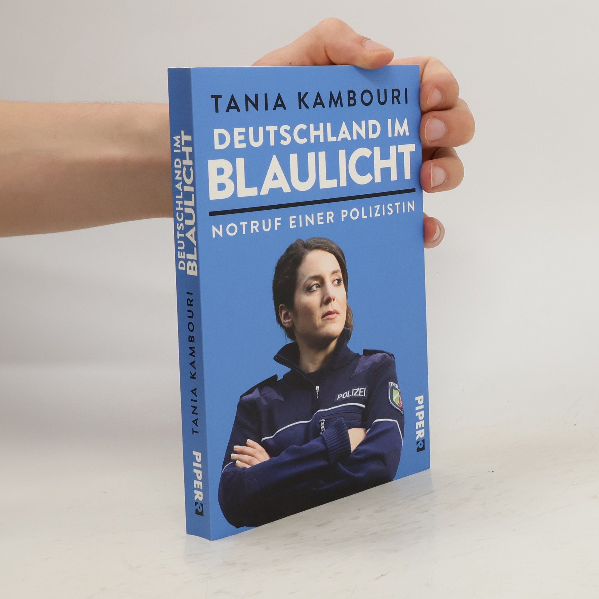 Tania Kambouri Deutschland im Blaulicht : Notruf einer Polizistin