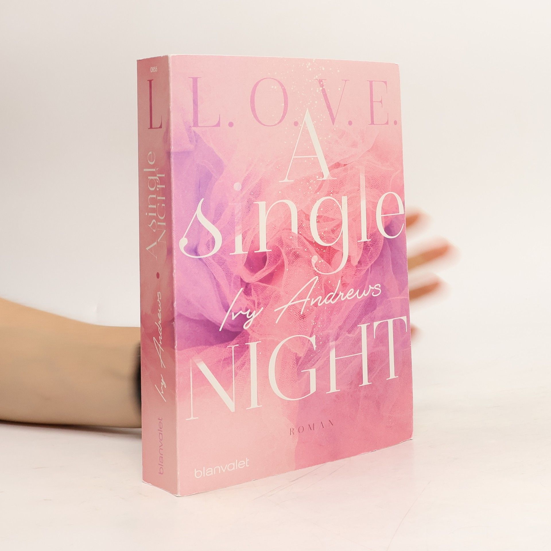 Ivy Andrews L.O.V.E. 1:A single night
