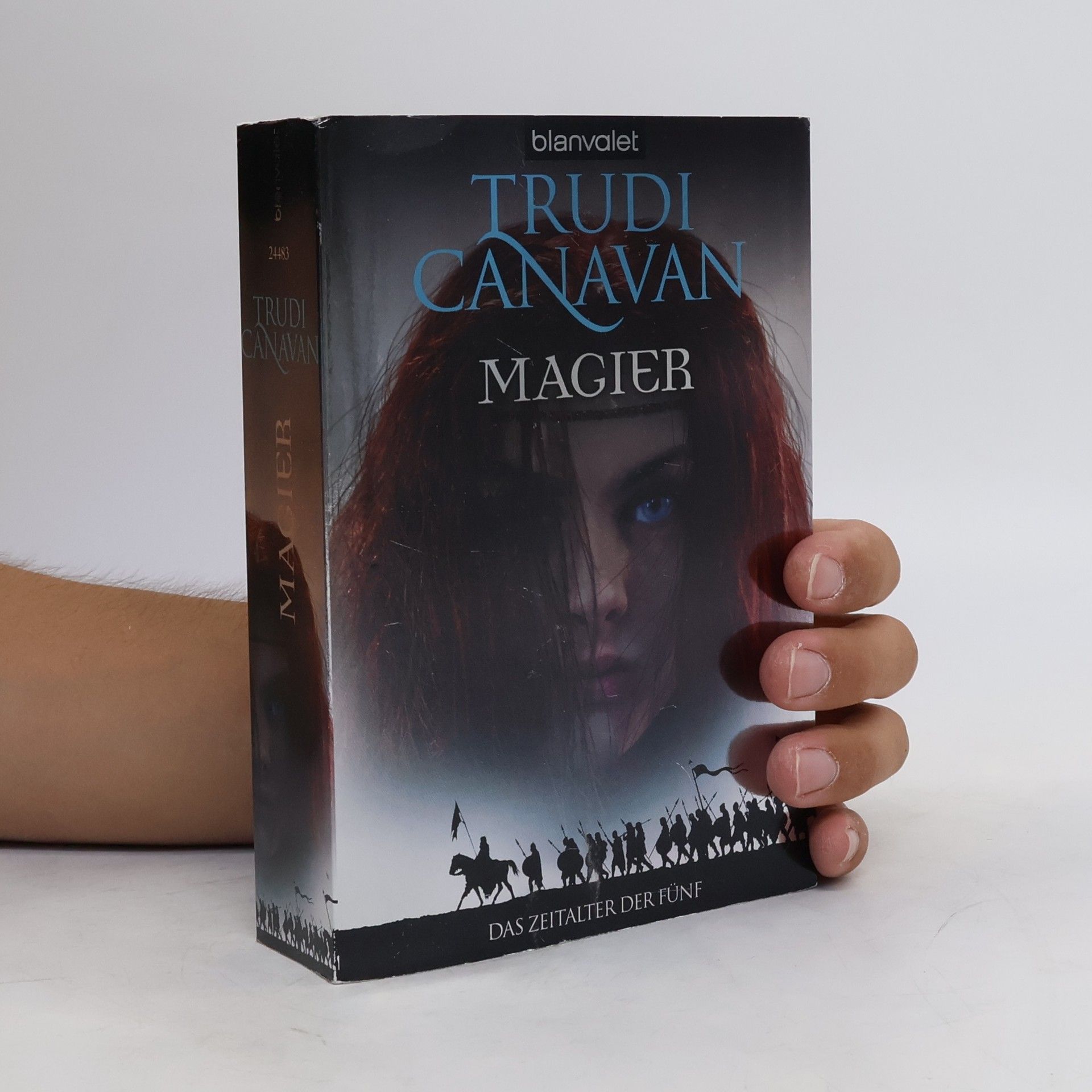 Trudi Canavan Magier