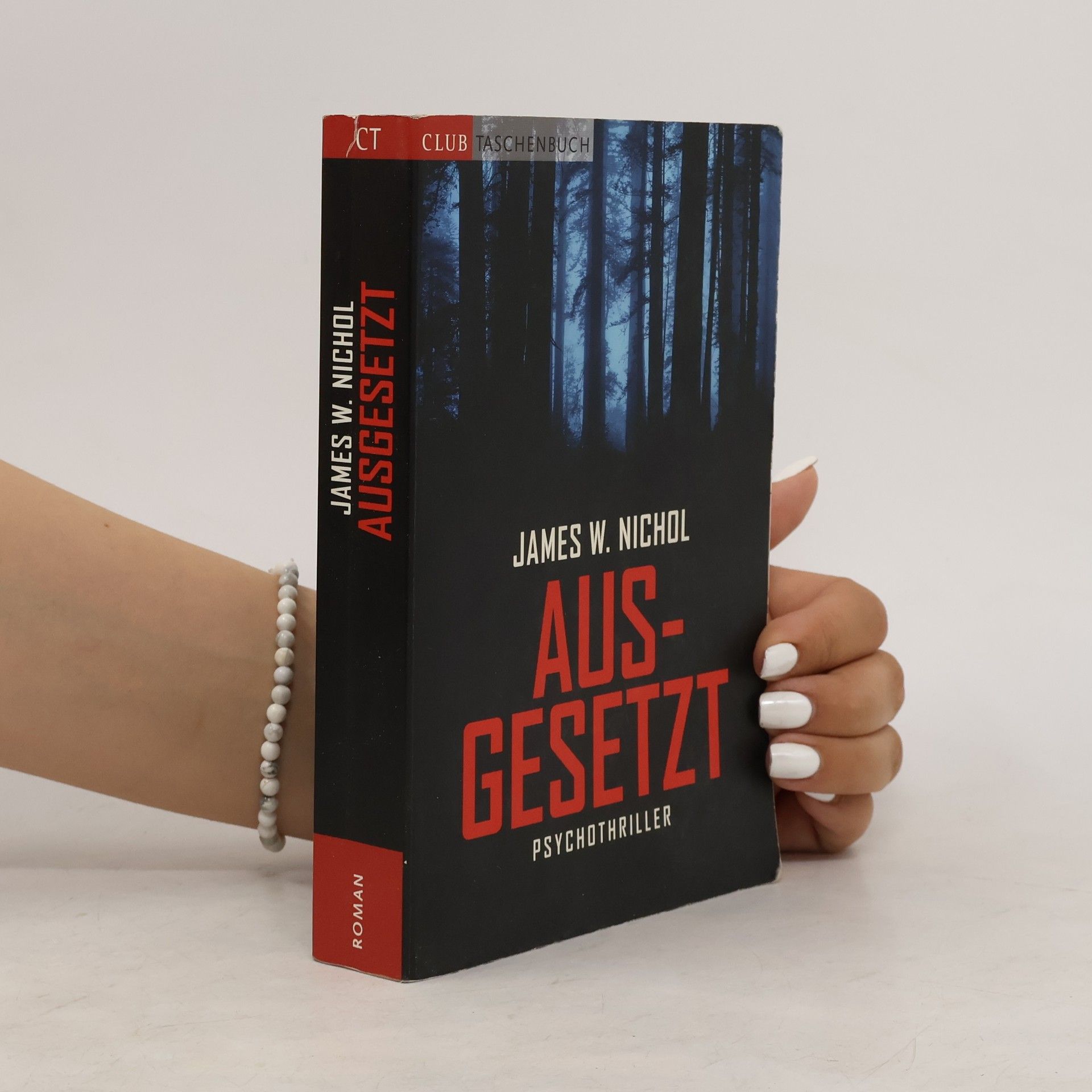 James W. Nichol Ausgesetzt