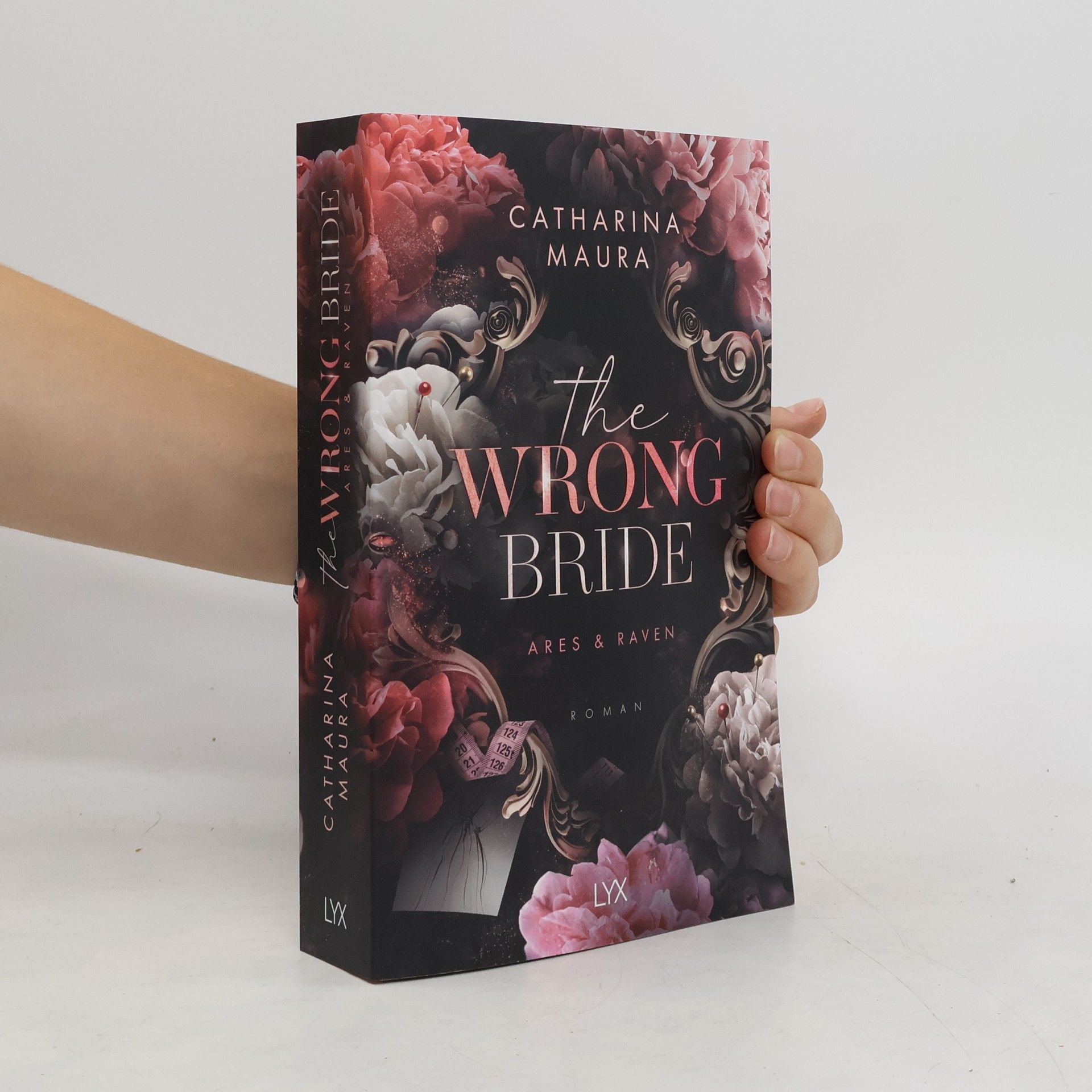 Catharina Maura The wrong bride