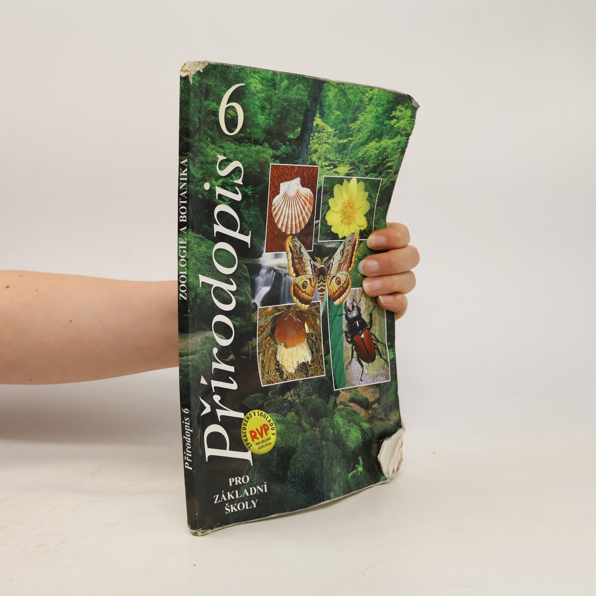 Vladimír Černík Přírodopis 6 : zoologie a botanika : pro základní školy