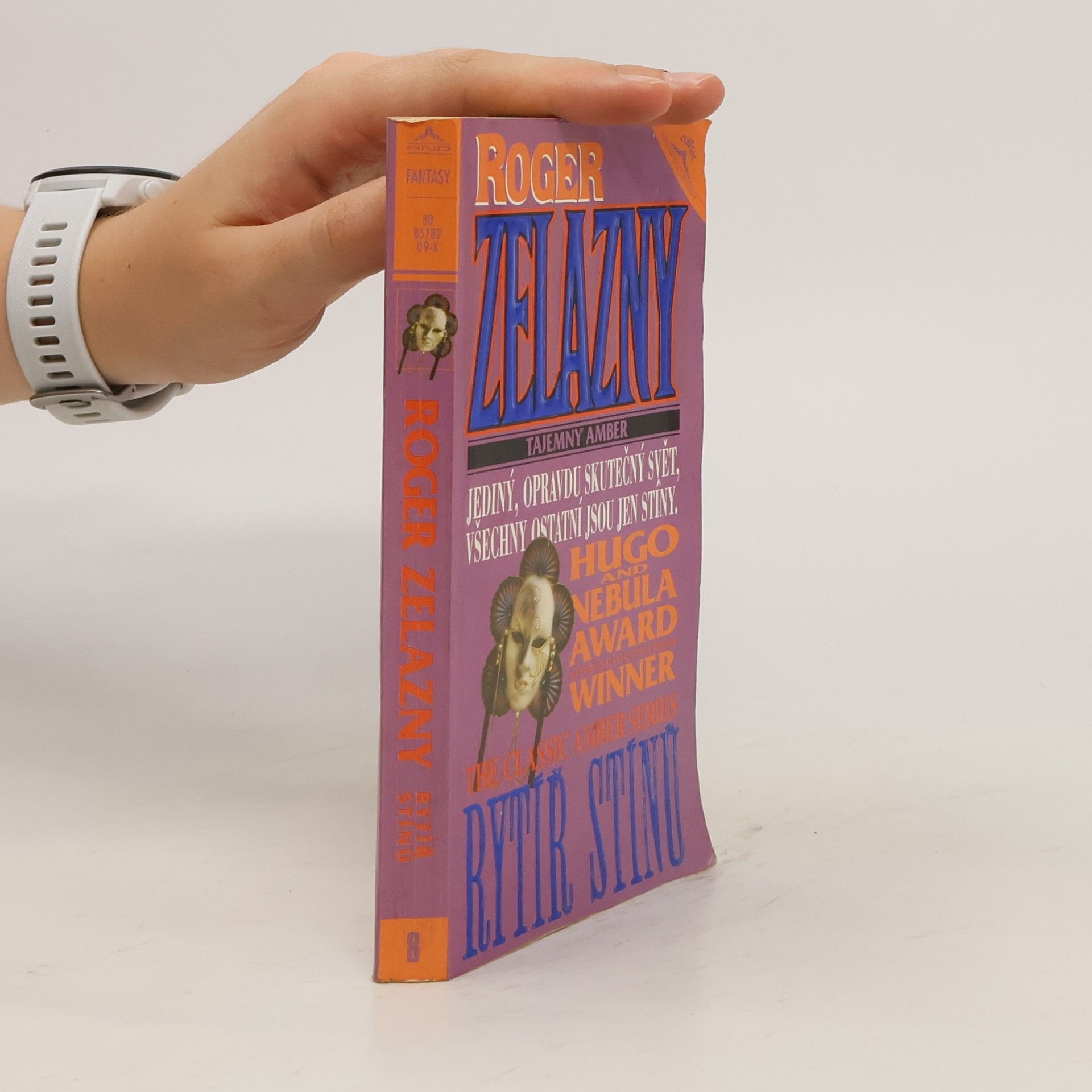 Roger Zelazny Tajemný amber. Rytíř stínů