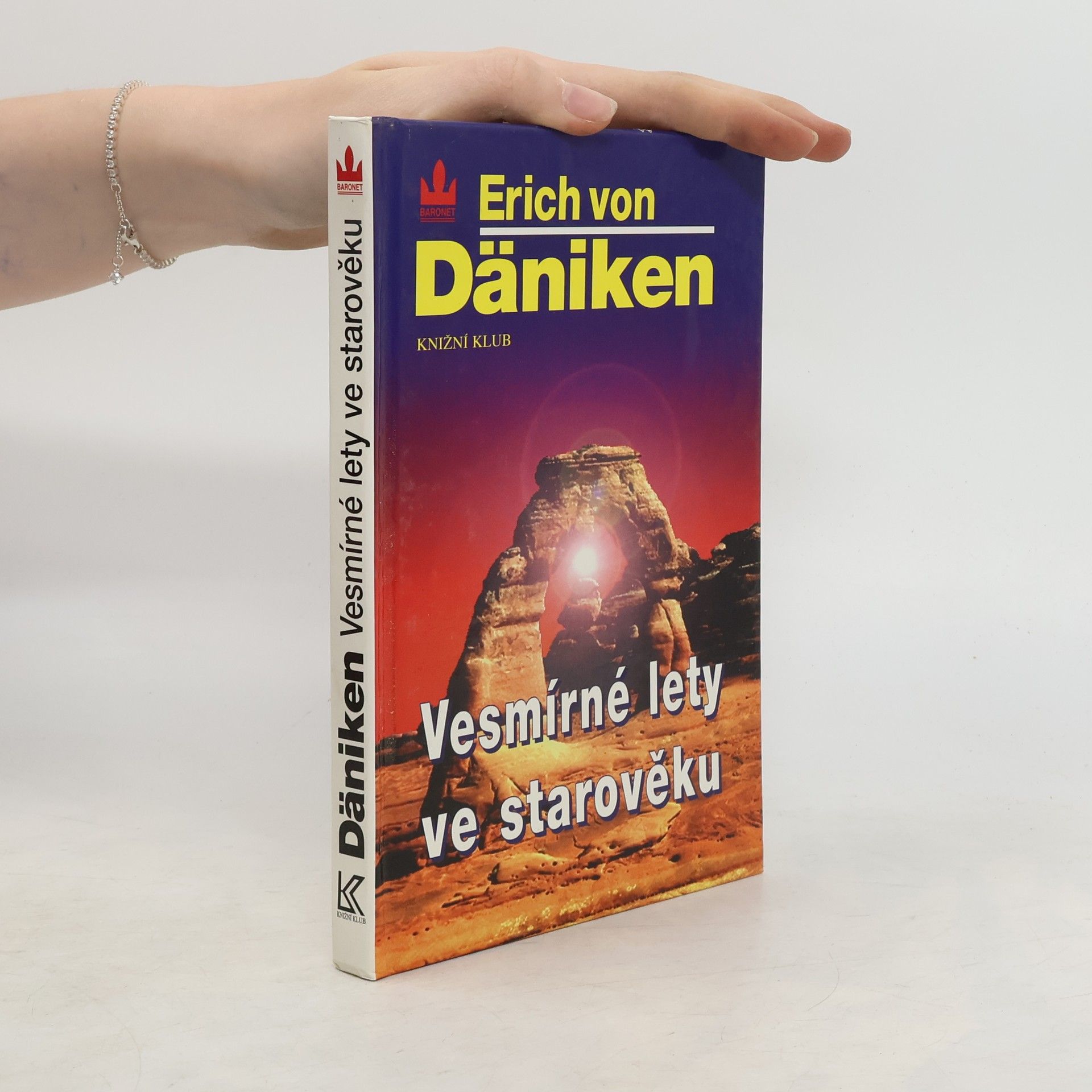 Erich von Däniken Vesmírné lety ve starověku