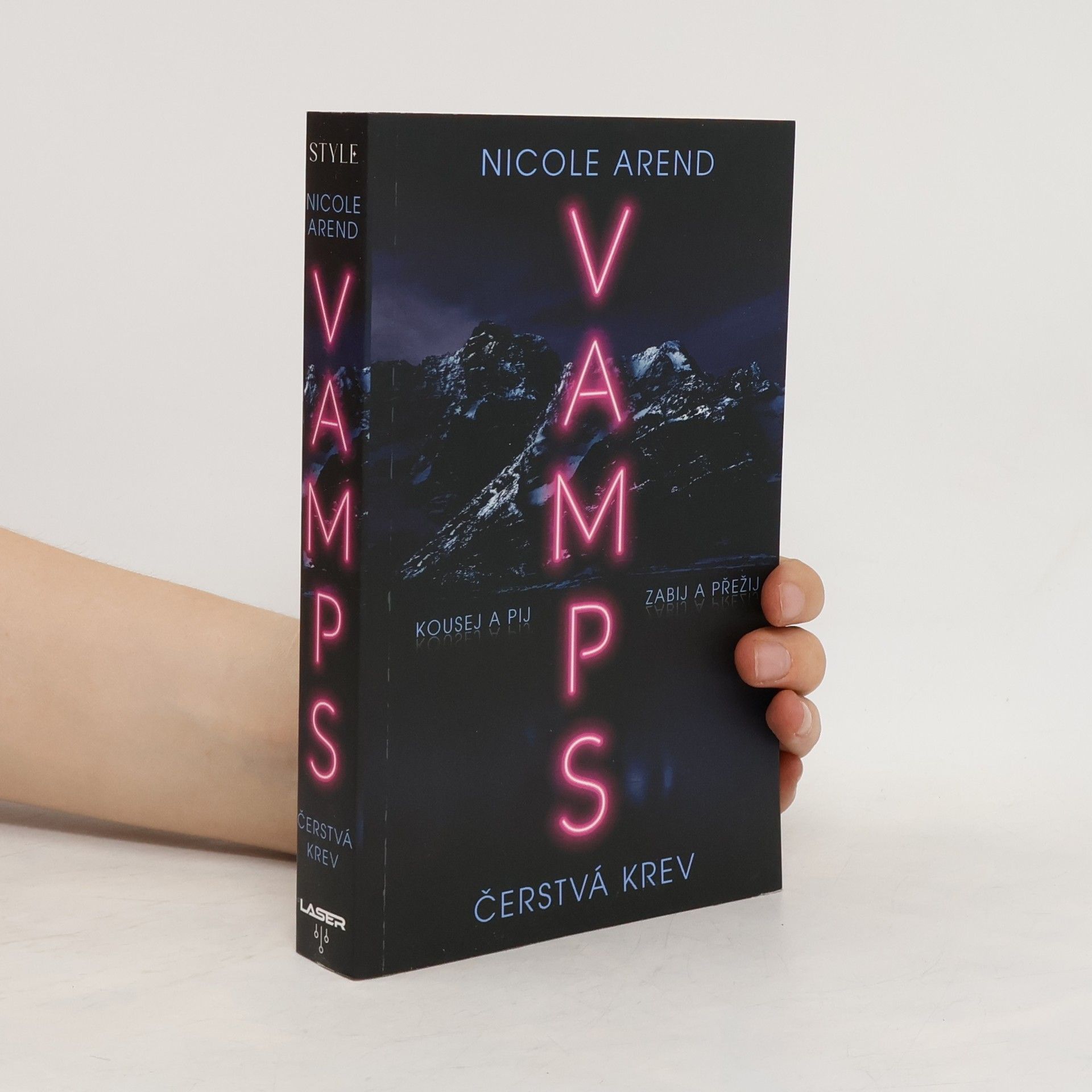 Nicole Arend VAMPS. Čerstvá krev