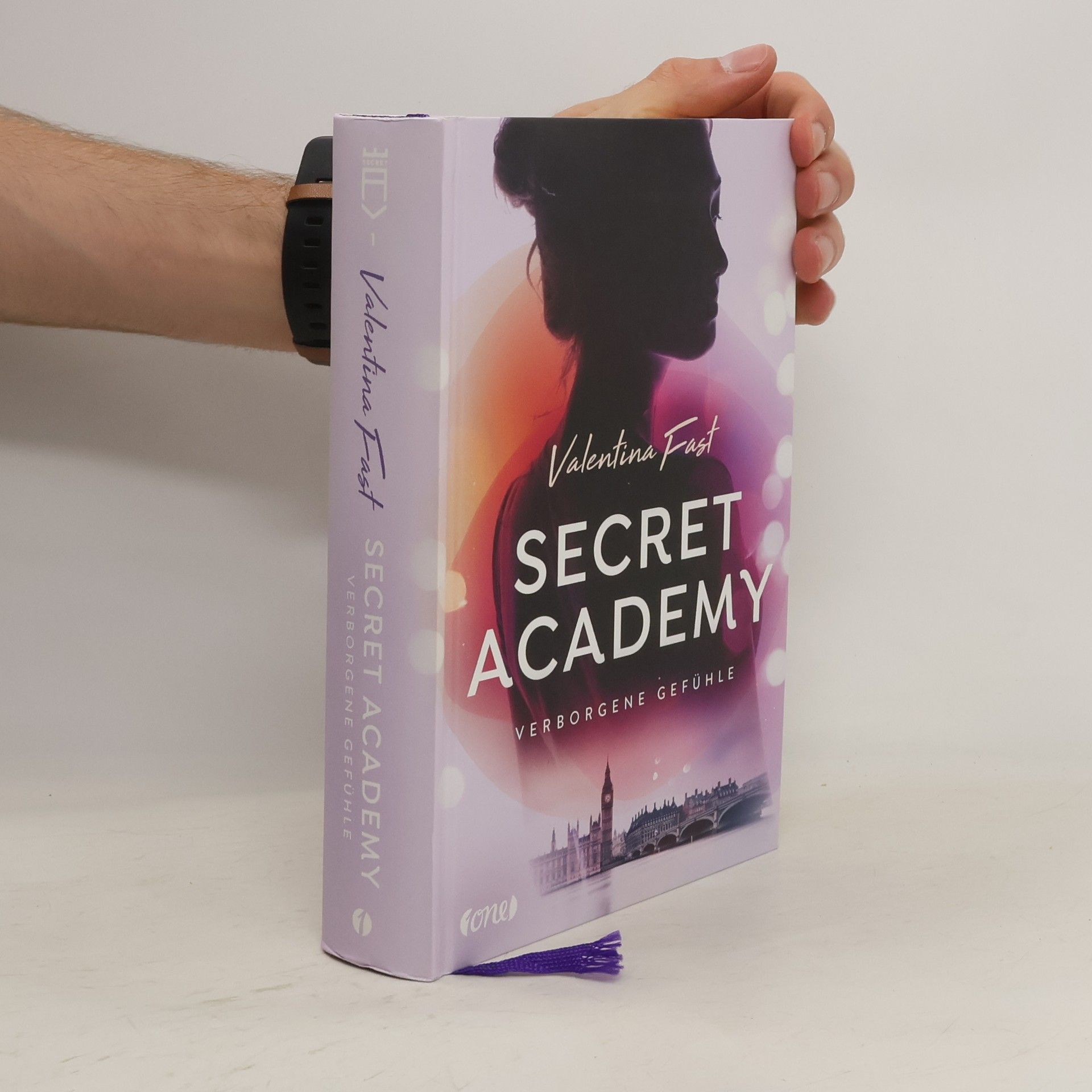 Valentina Fast Secret Academy 1