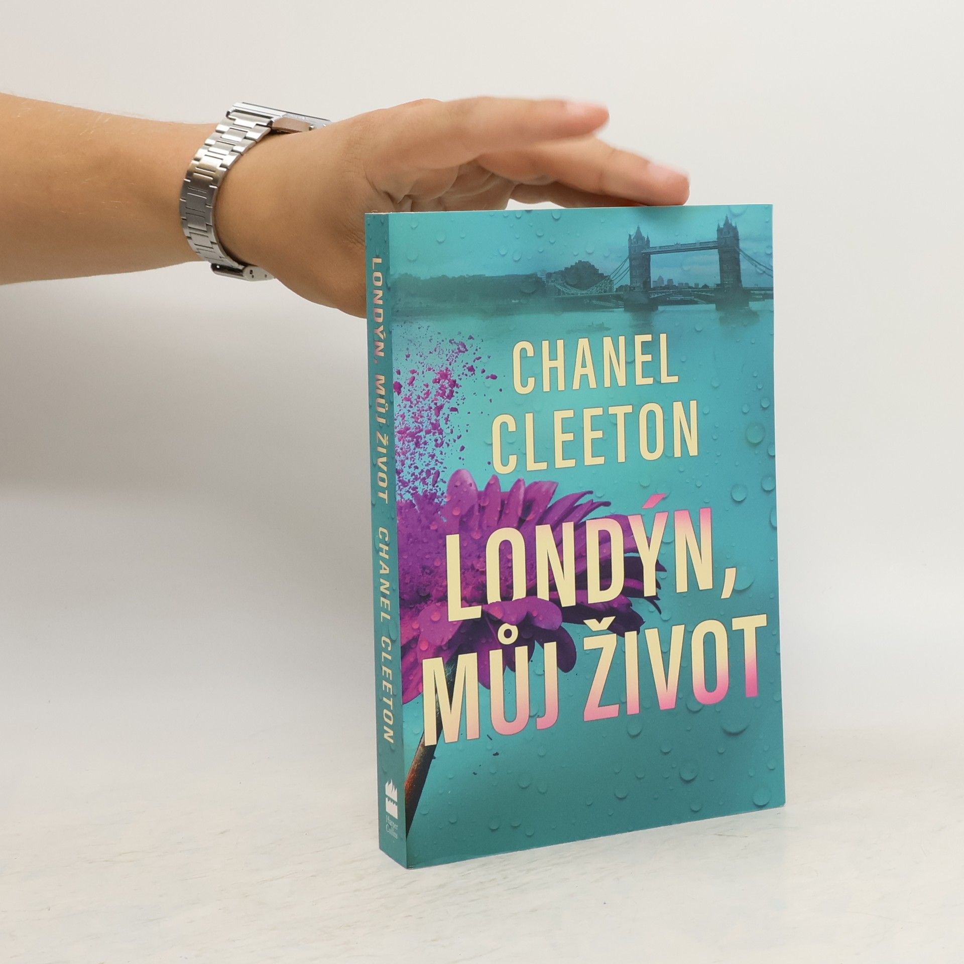 Chanel Cleeton Londýn, můj život