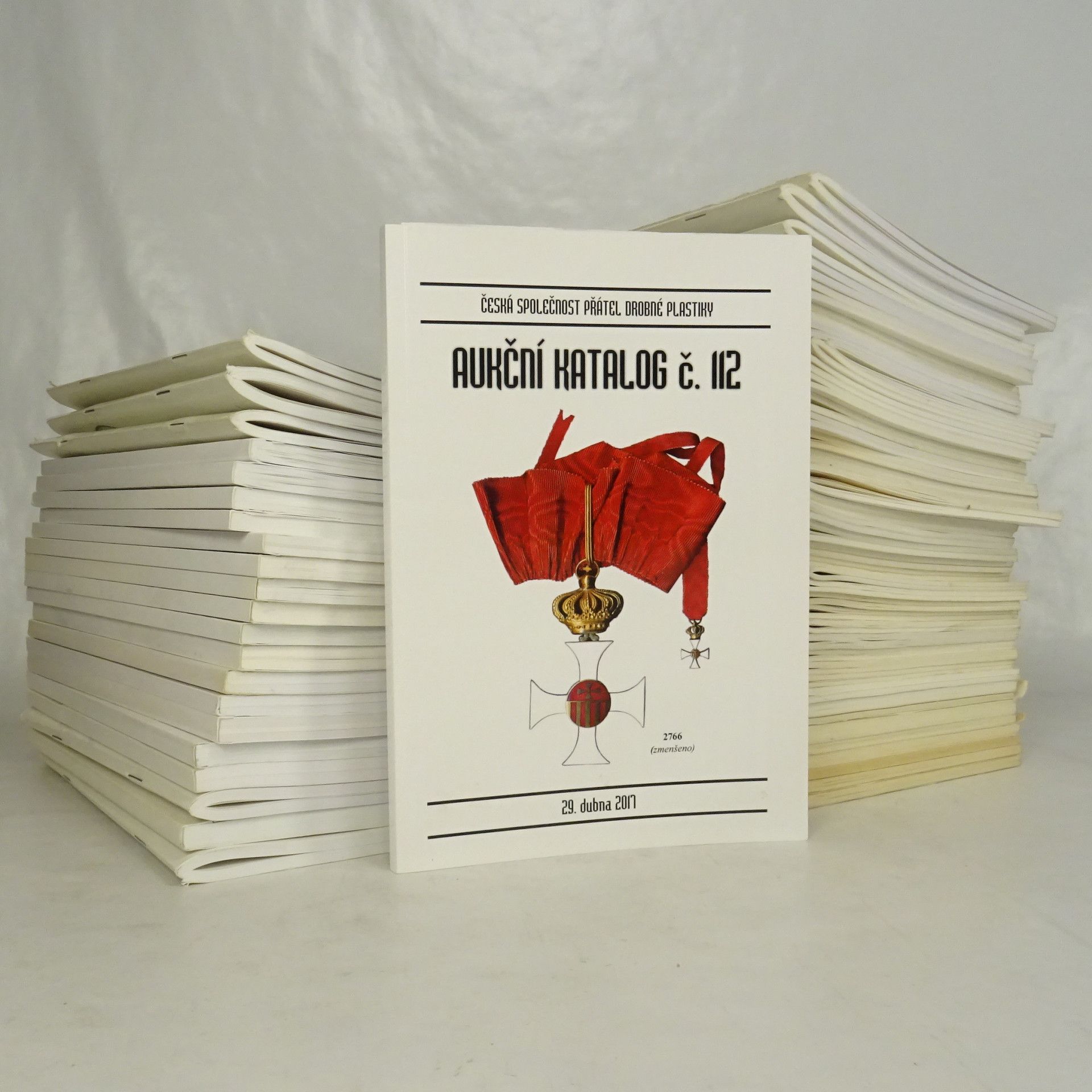 AA.VV. Aukční katalogy společnosti přátel drobné plastiky