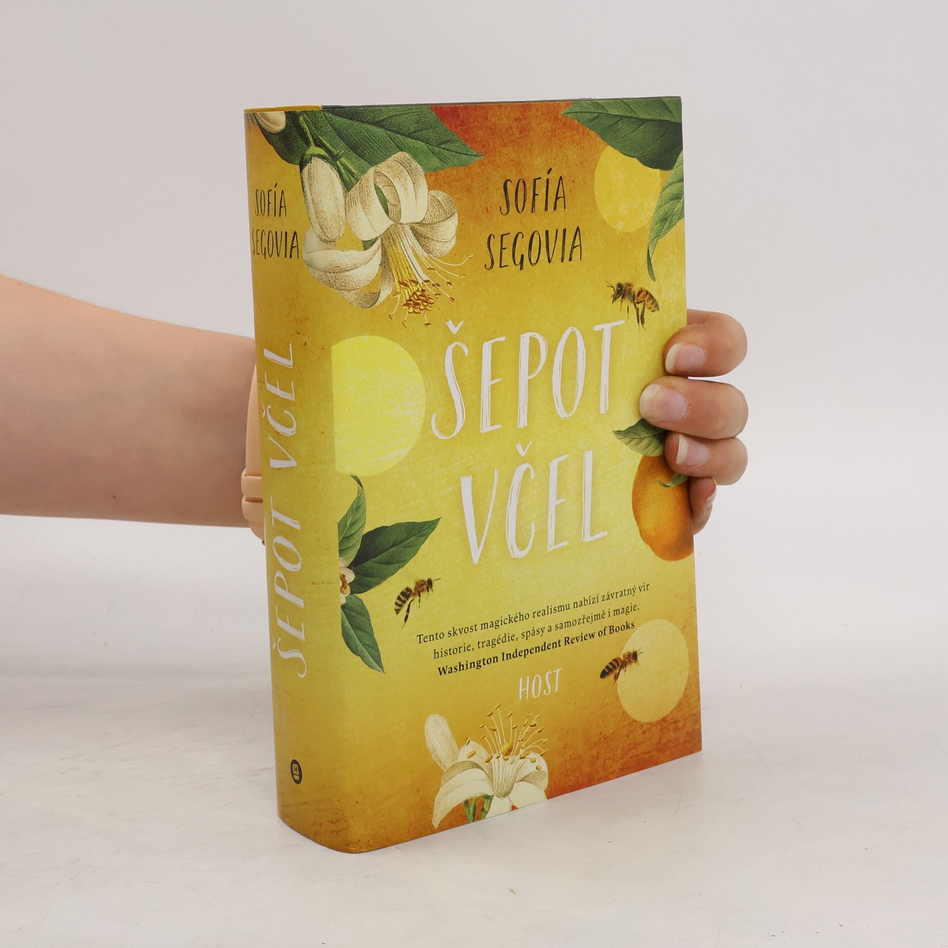 Sofía Segovia Šepot včel