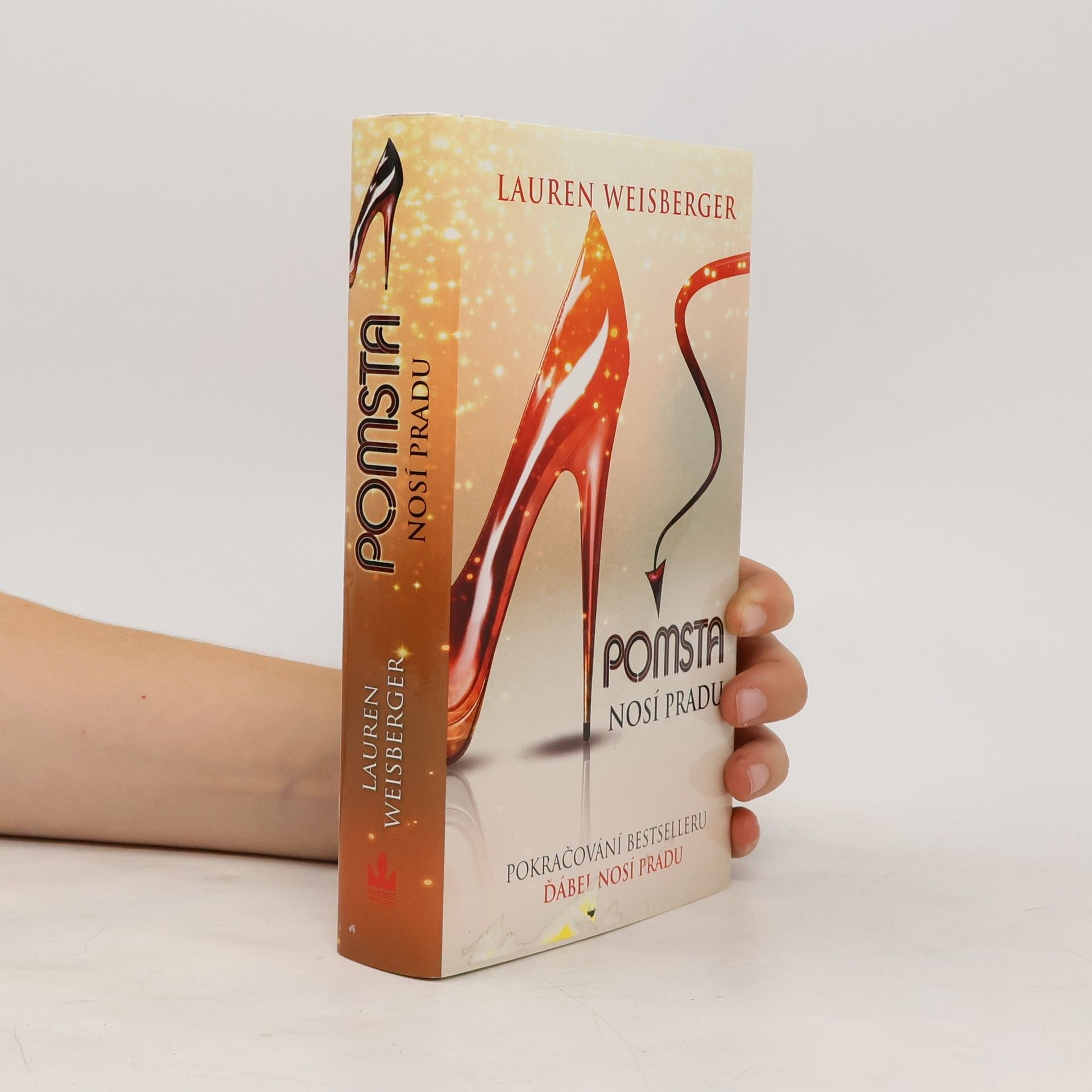Lauren Weisberger Pomsta nosí Pradu