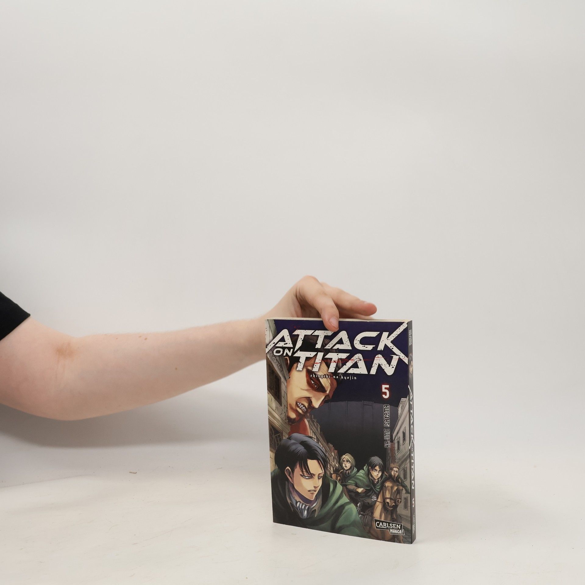 Hajime Isayama Attack on Titan 5