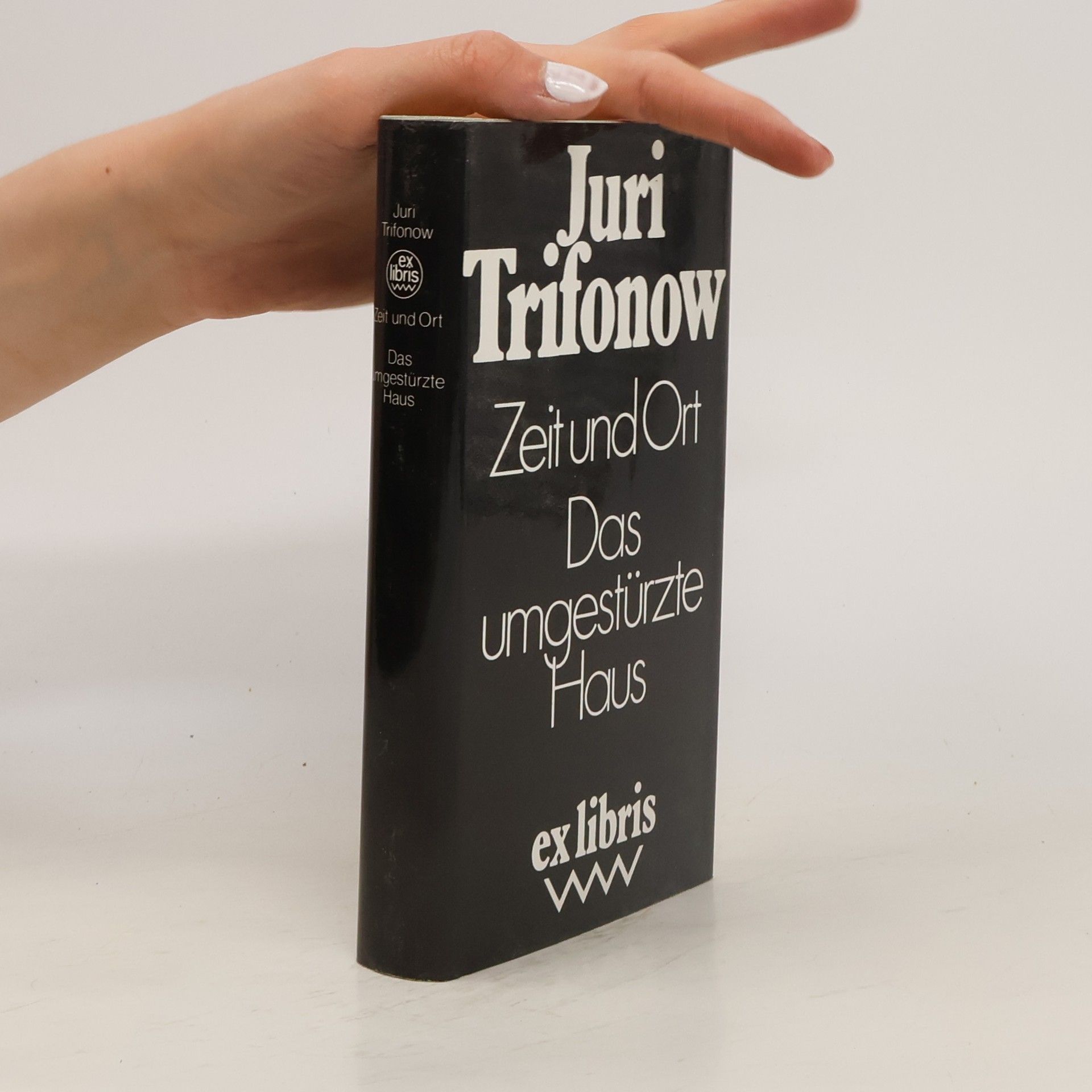Jurij Trifonow Zeit und Ort