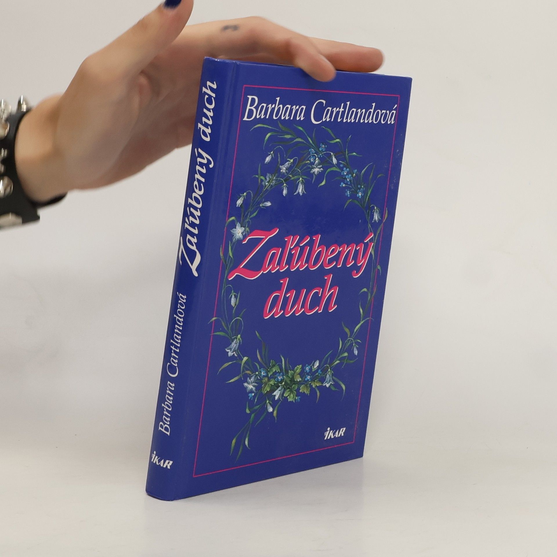 Barbara Cartland Zaľúbený duch