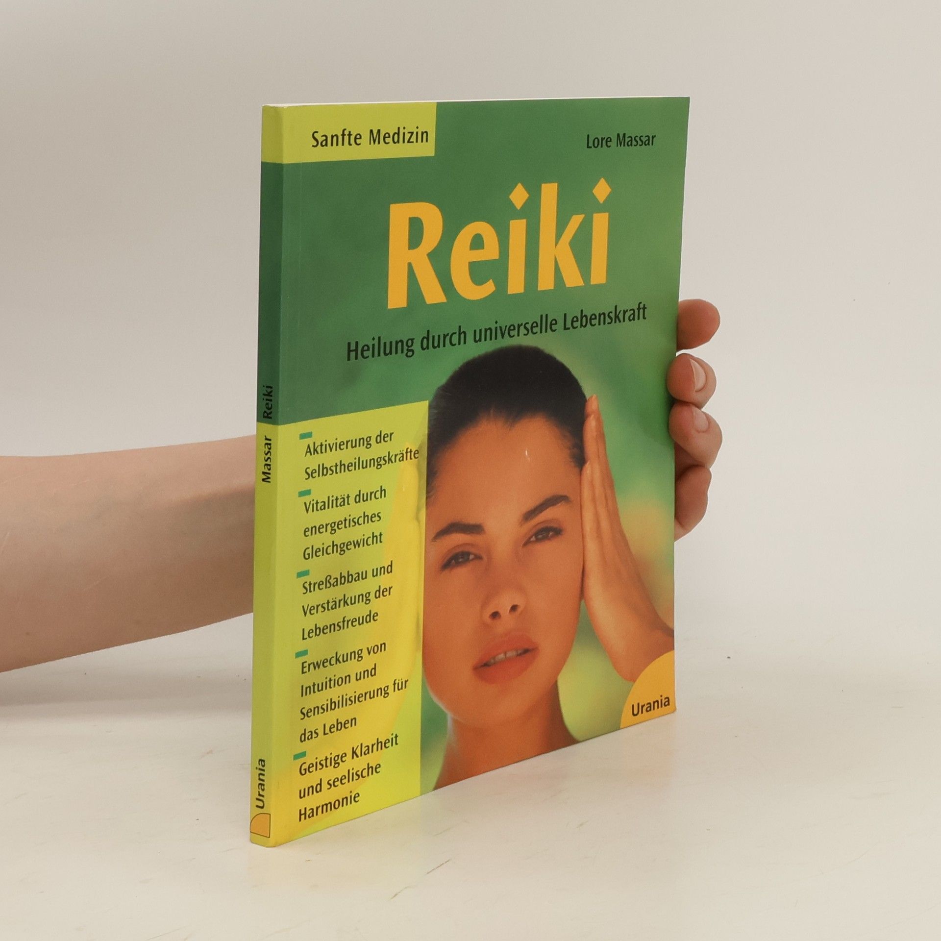 Lore Massar Reiki