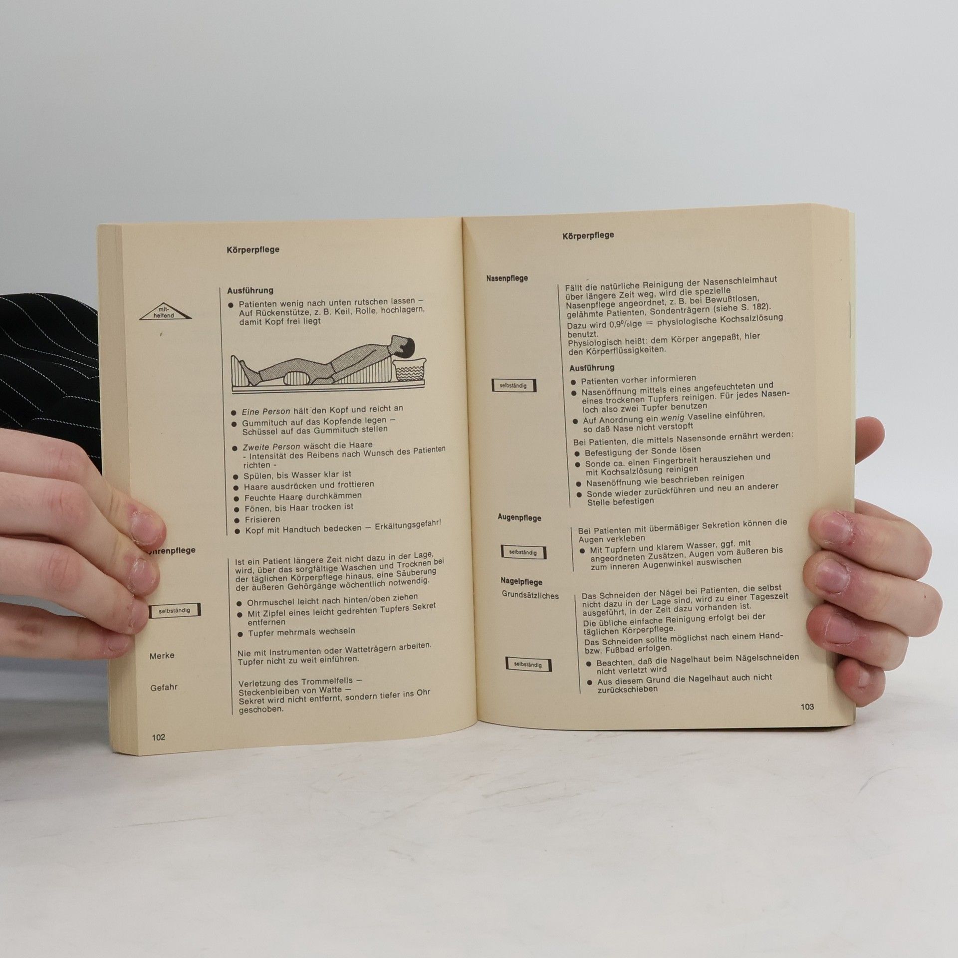 Various authors Handbuch Pflegehilfsdienst