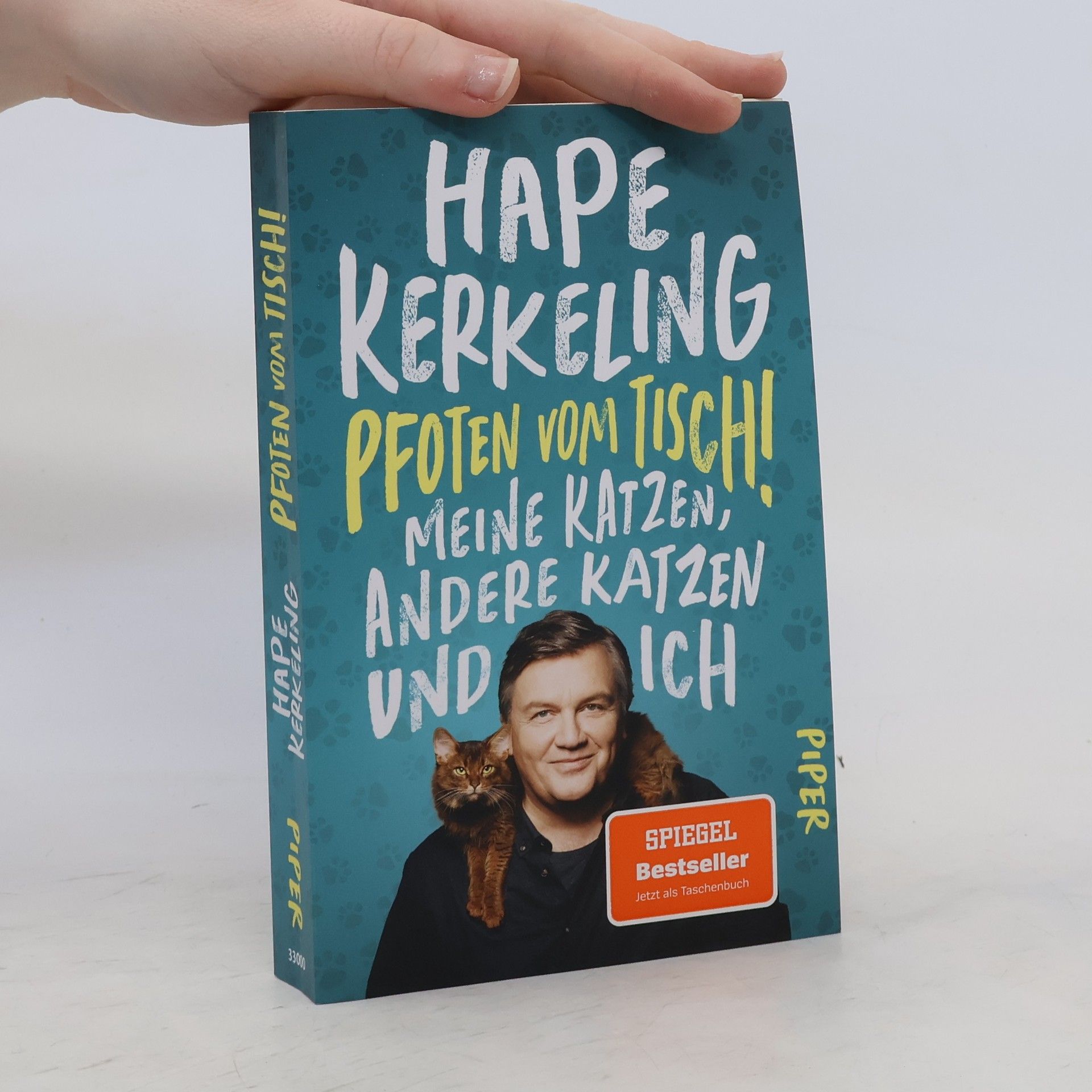 Hape Kerkeling Pfoten vom Tisch!