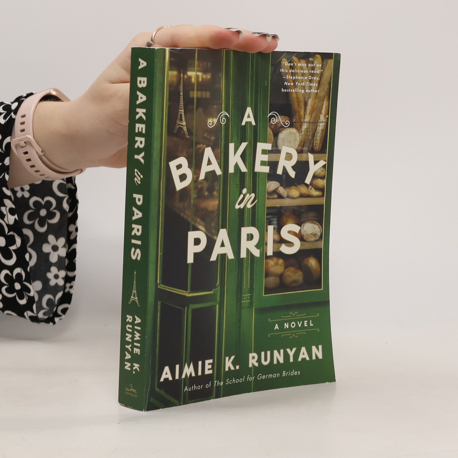 Aimie K. Runyan A Bakery in Paris