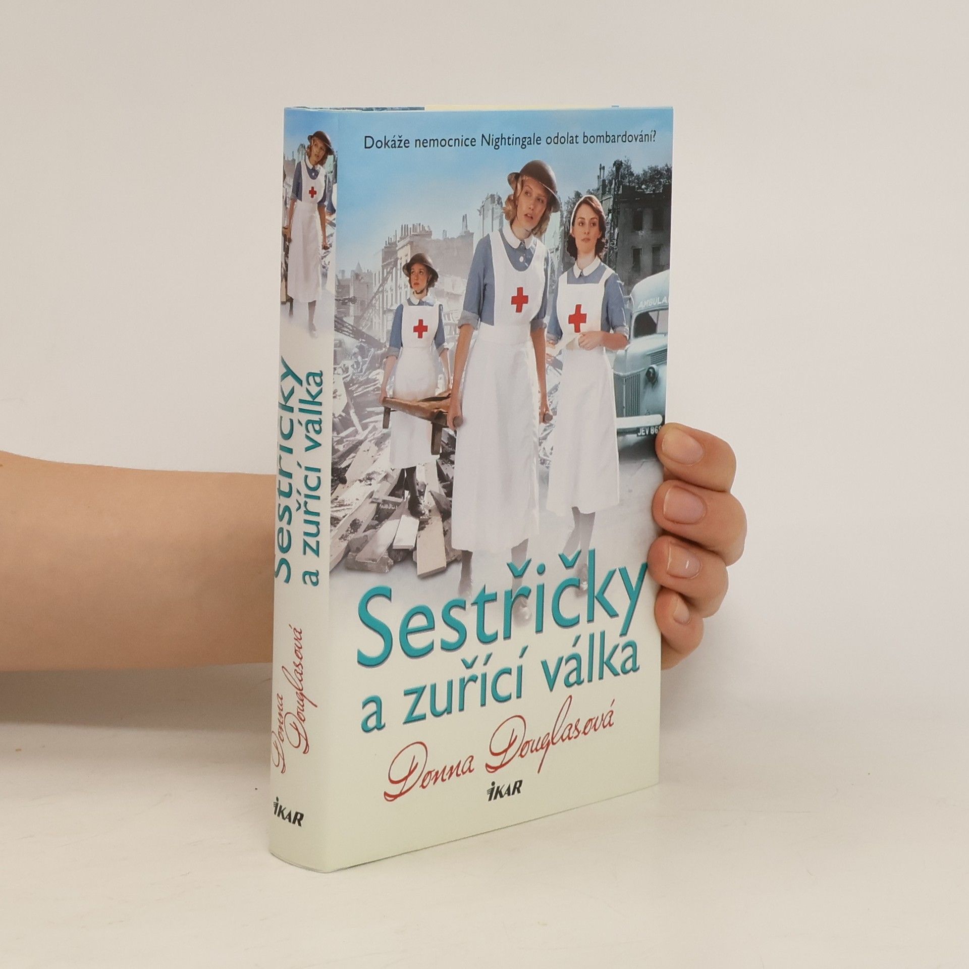 Donna Douglas Sestřičky a zuřící válka