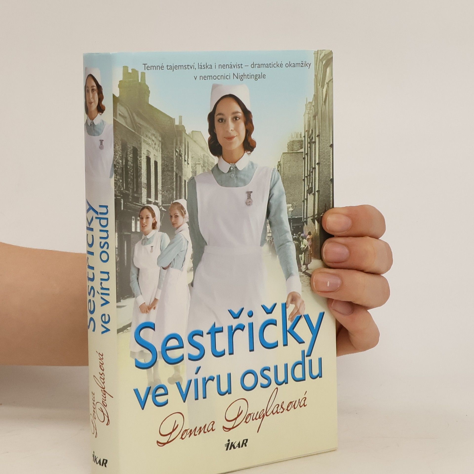 Donna Douglas Sestřičky ve víru osudu