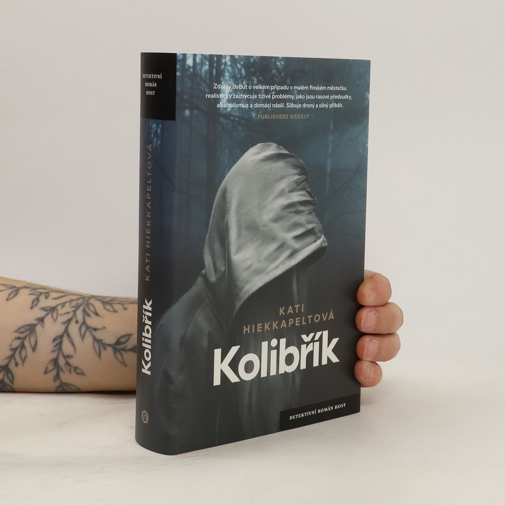 Kati Hiekkapelto Kolibřík
