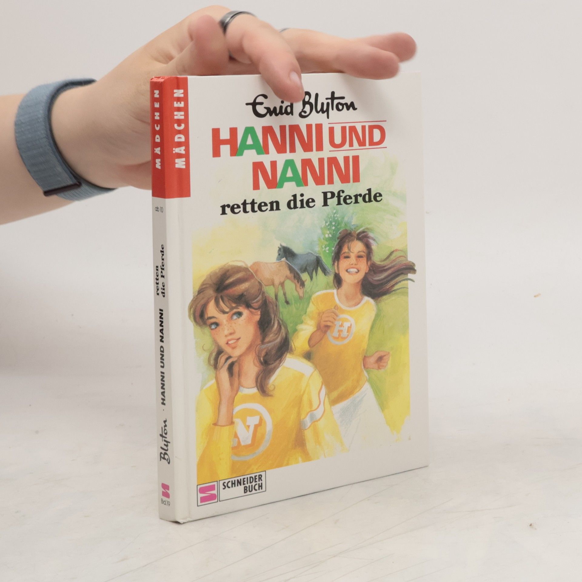 Enid Blyton Hanni und Nanni retten die Pferde