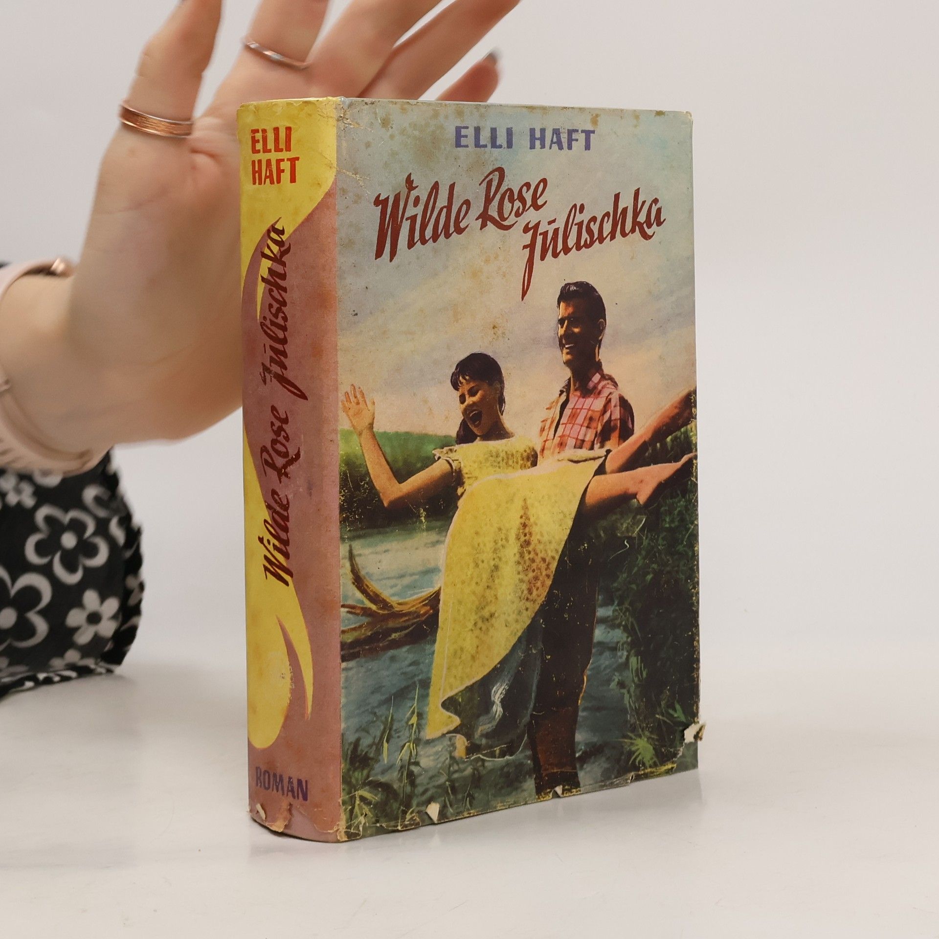 Elli Haft Wilde Rose Julischka