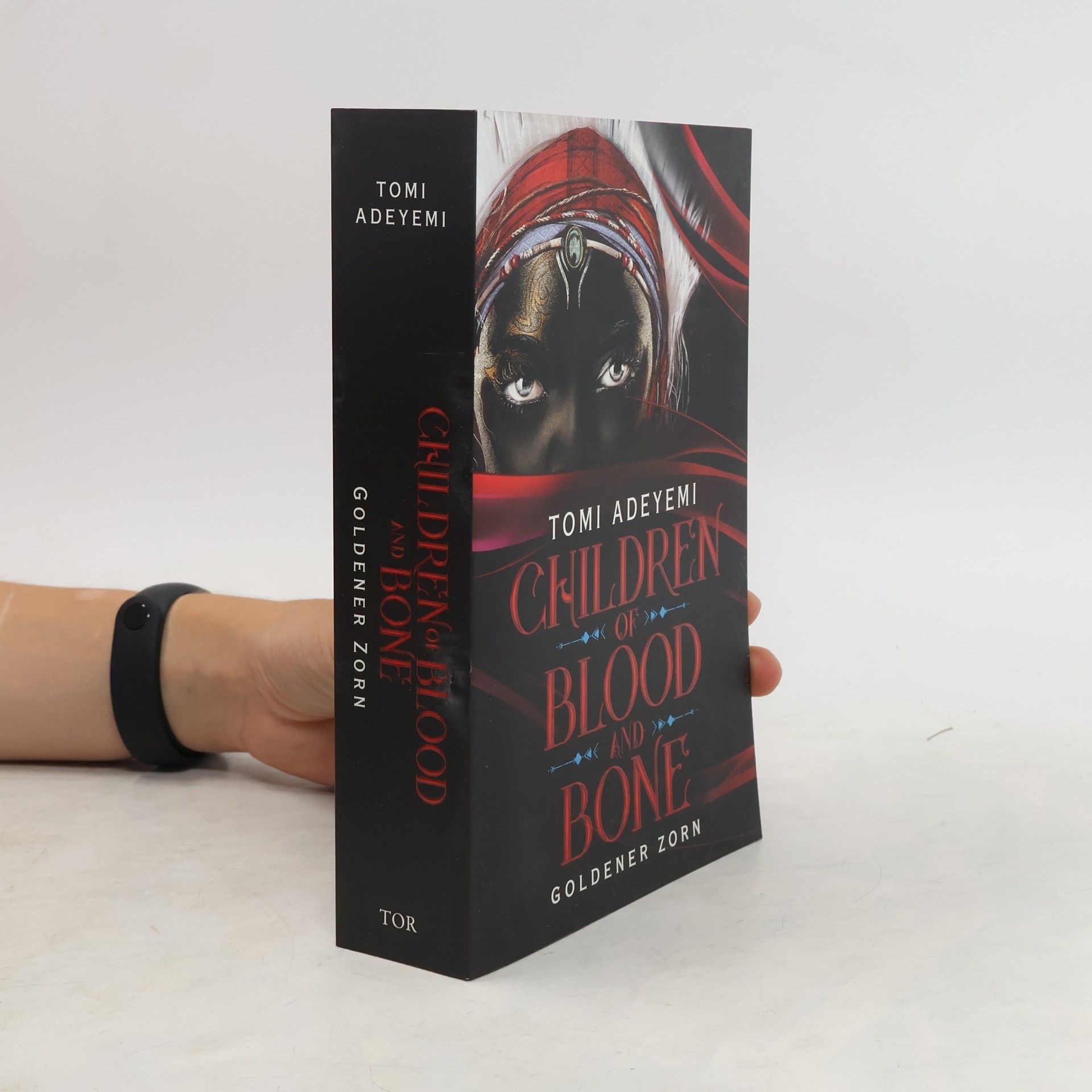 Tomi Adeyemi Children of Blood and Bone