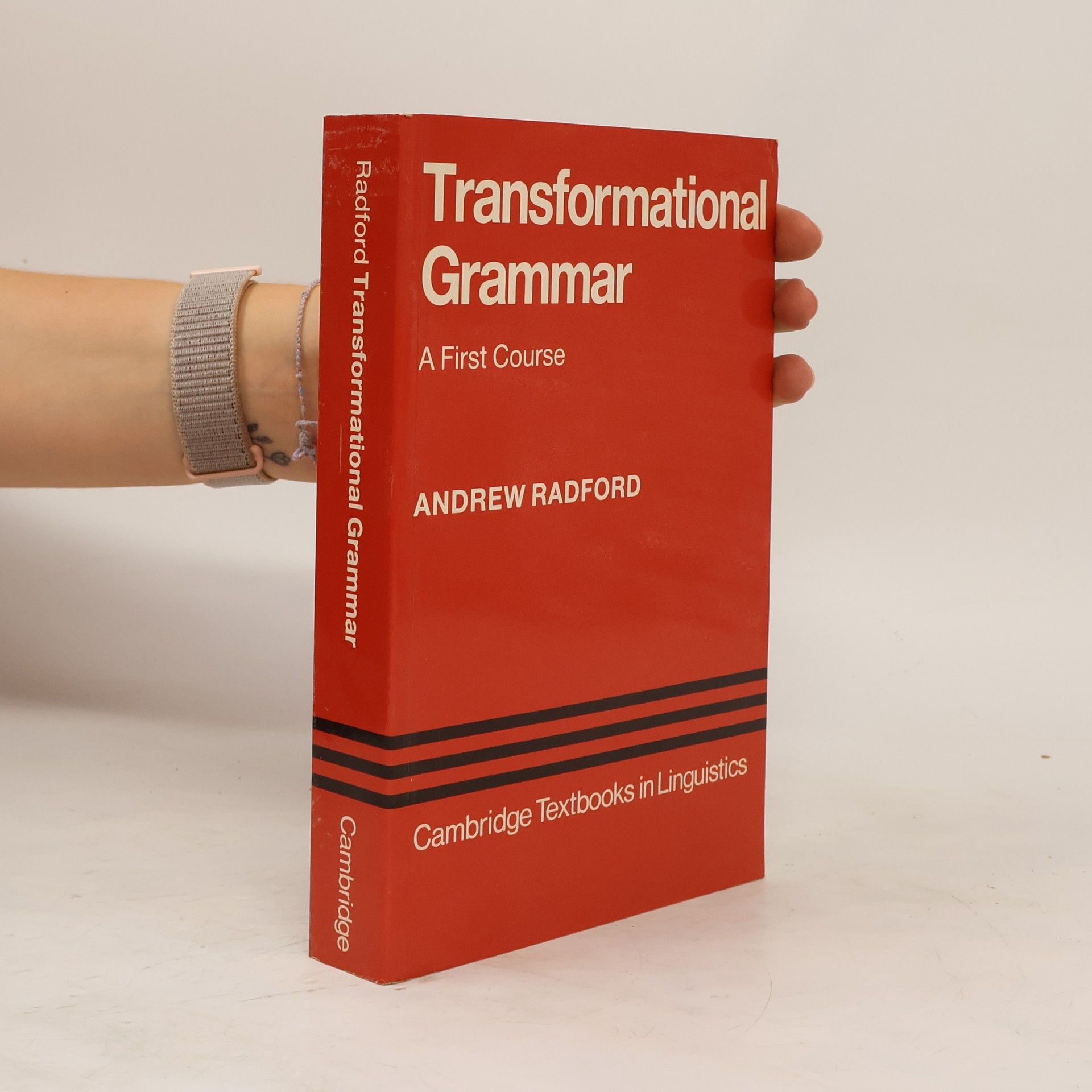 Andrew Radford Transformational grammar. A first course