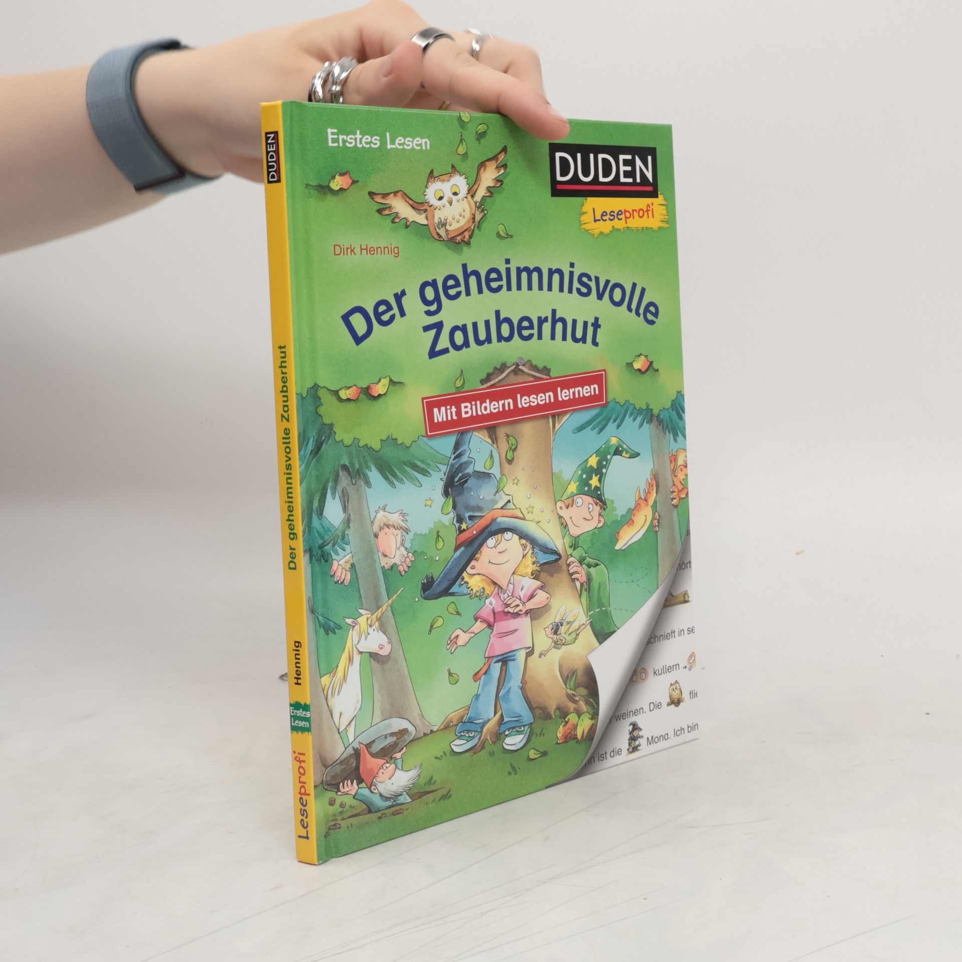Dirk Hennig Der geheimnisvolle Zauberhut. Mit Bildern lesen lernen