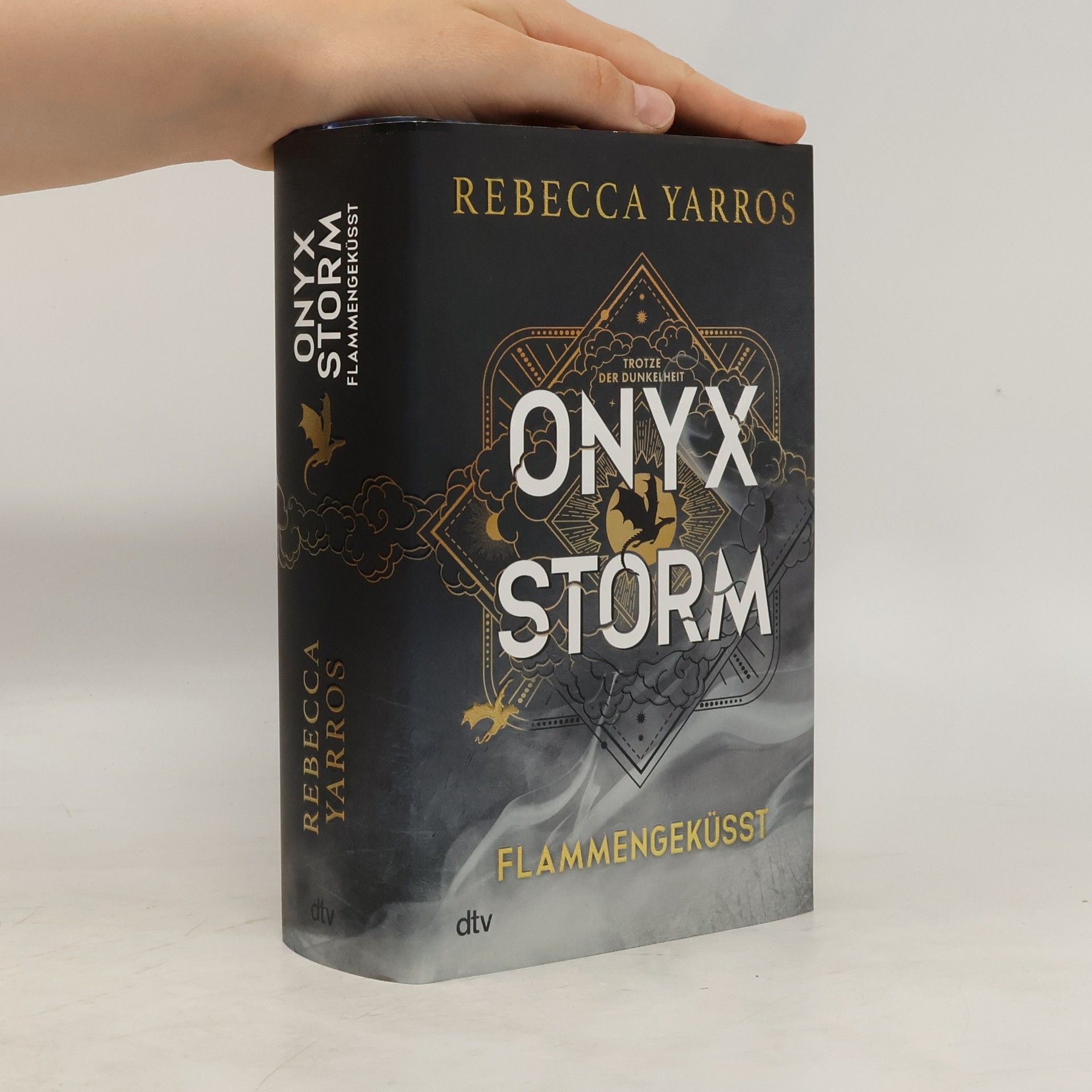 Rebecca Yarros Onyx Storm - Flammengeküsst - Deluxe-Ausgabe mit Farbschnitt