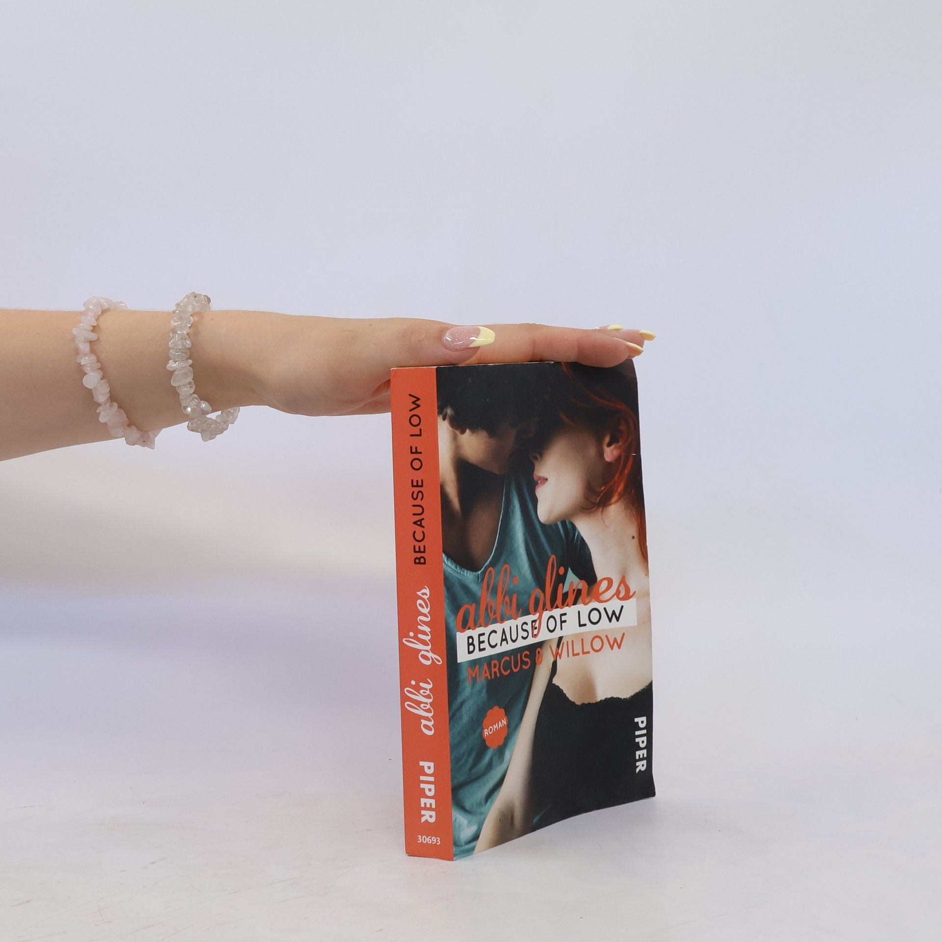 Abbi Glines Because of low - Marcus und Willow