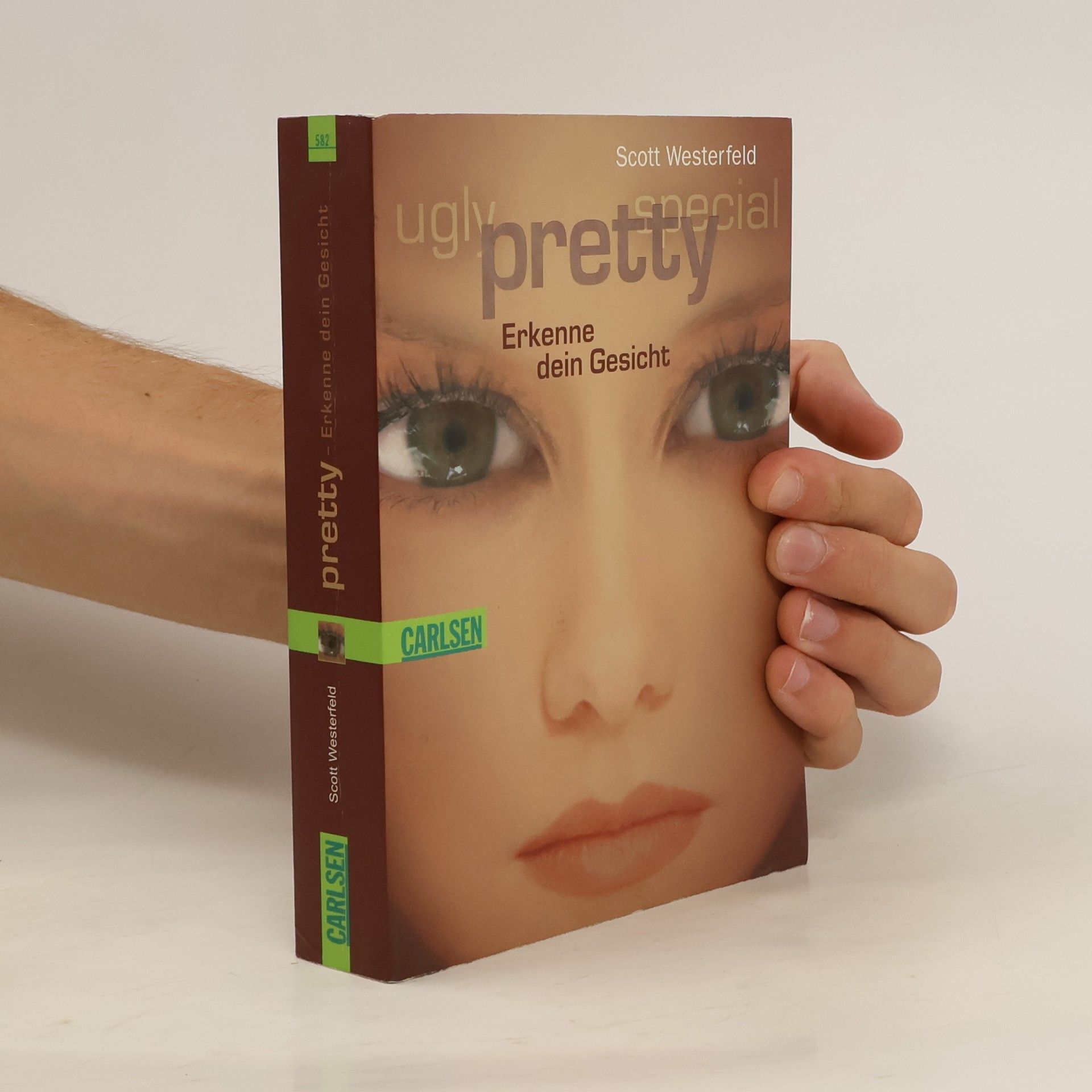 Scott Westerfeld Pretty
