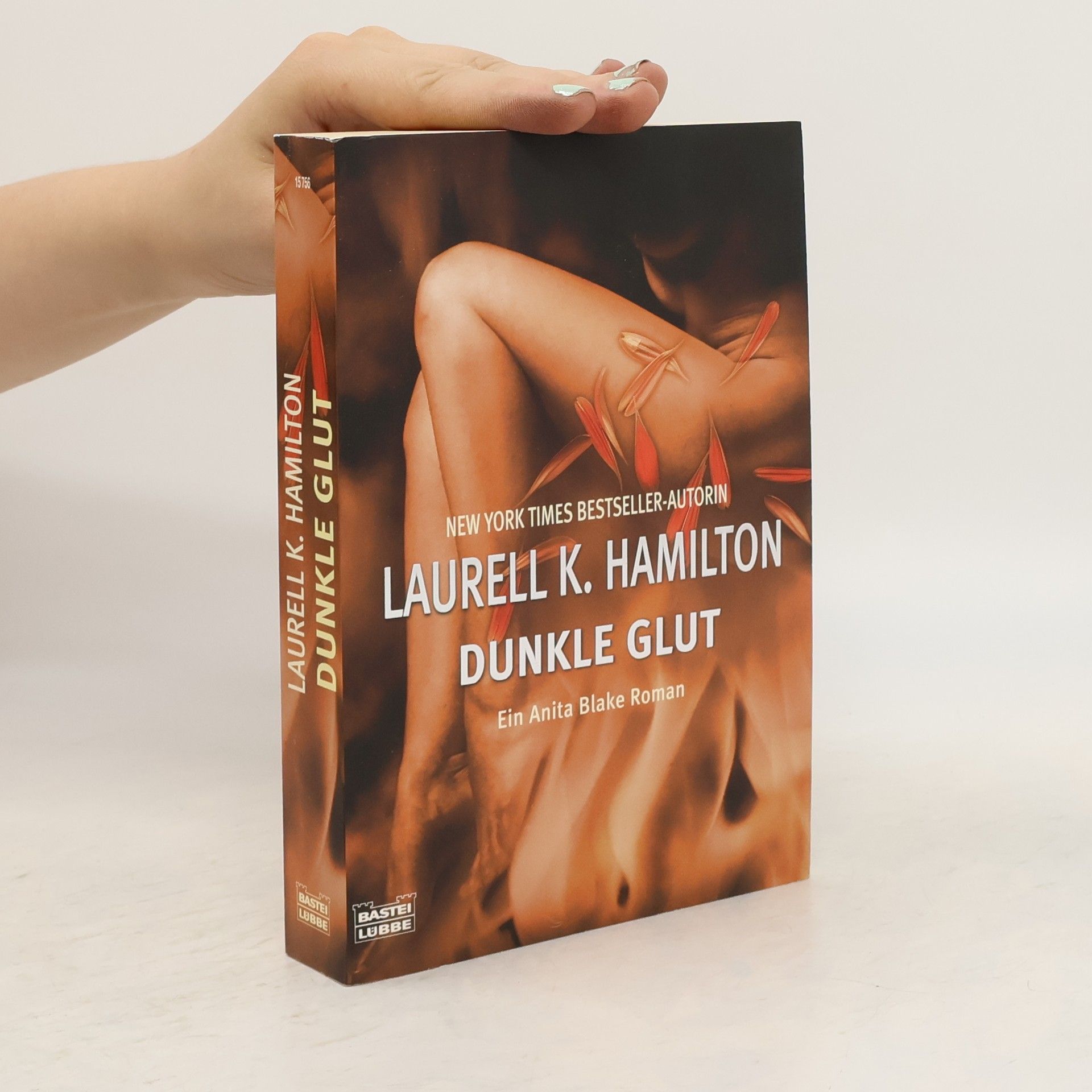 Laurell Kaye Hamilton Dunkle Glut