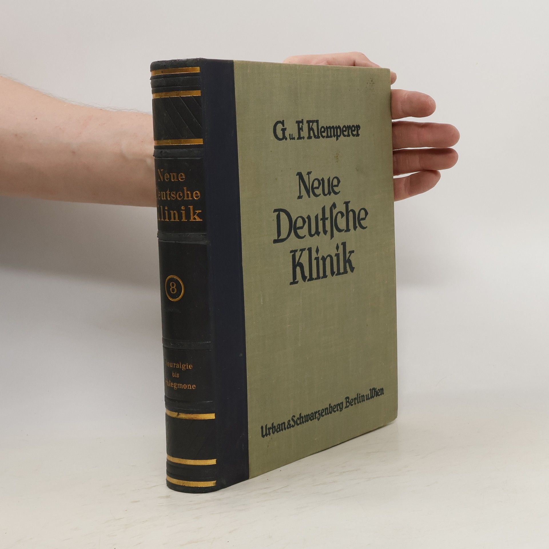 kolektiv Neue Deutsche Klinik 8