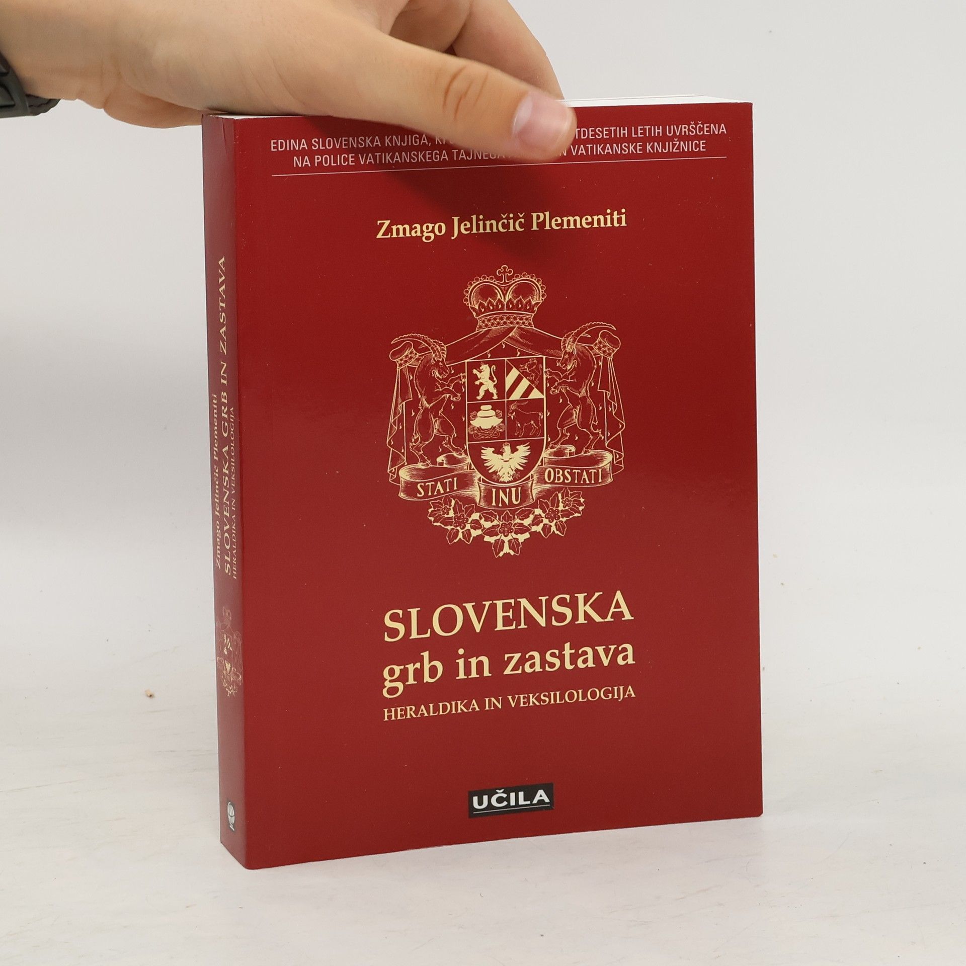 Zmago pl. Jelinčič Slovenska grb in zastava